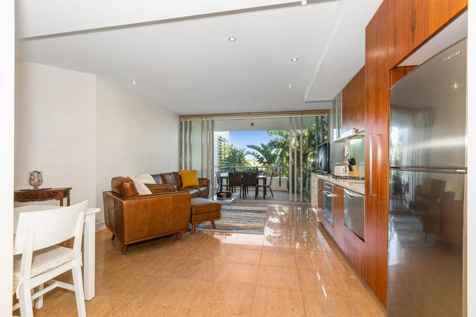 Living room in Cotton Beach Resort - Tweed Coast Holidays ®