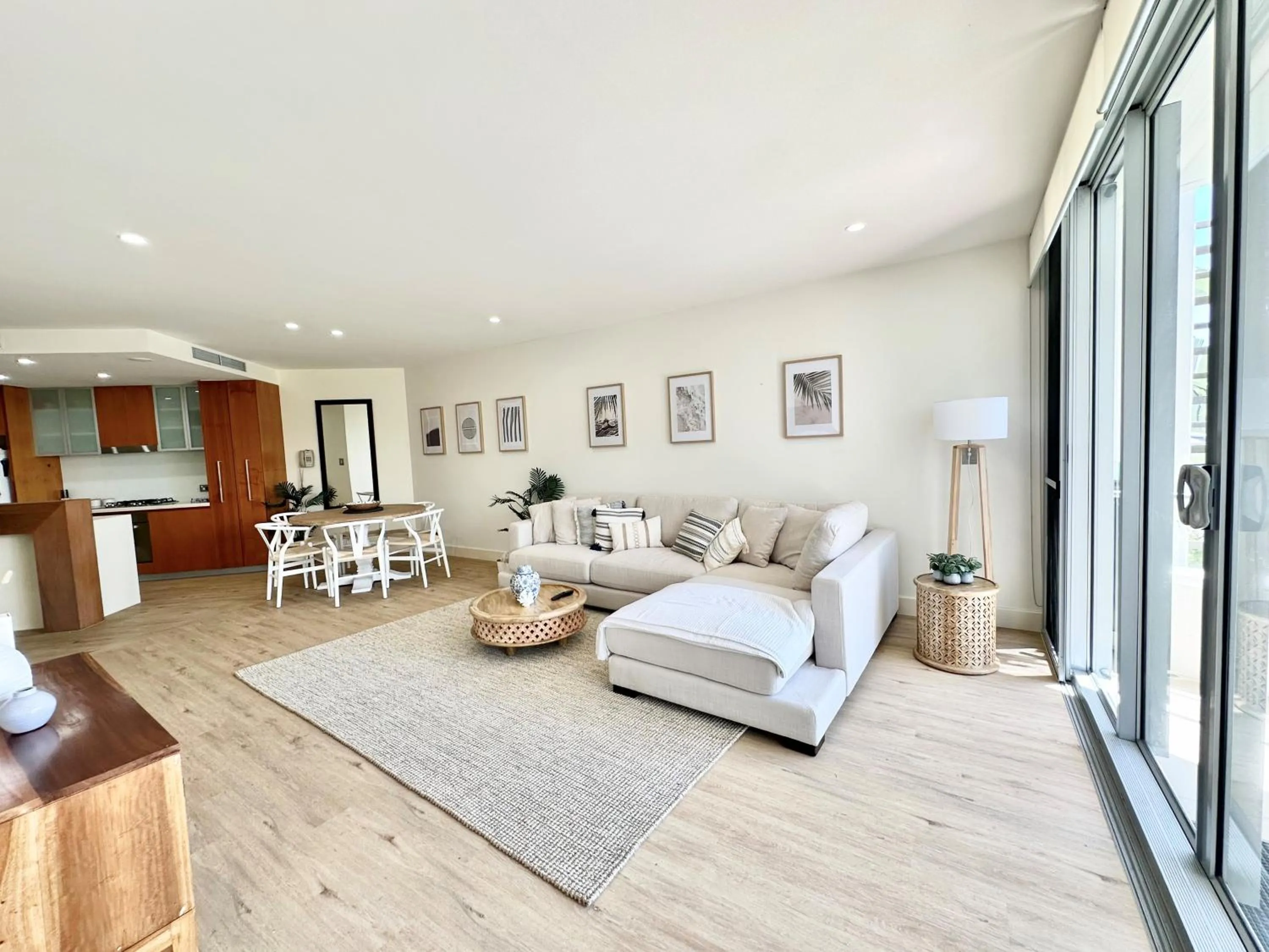 Living room in Cotton Beach Resort - Tweed Coast Holidays ®