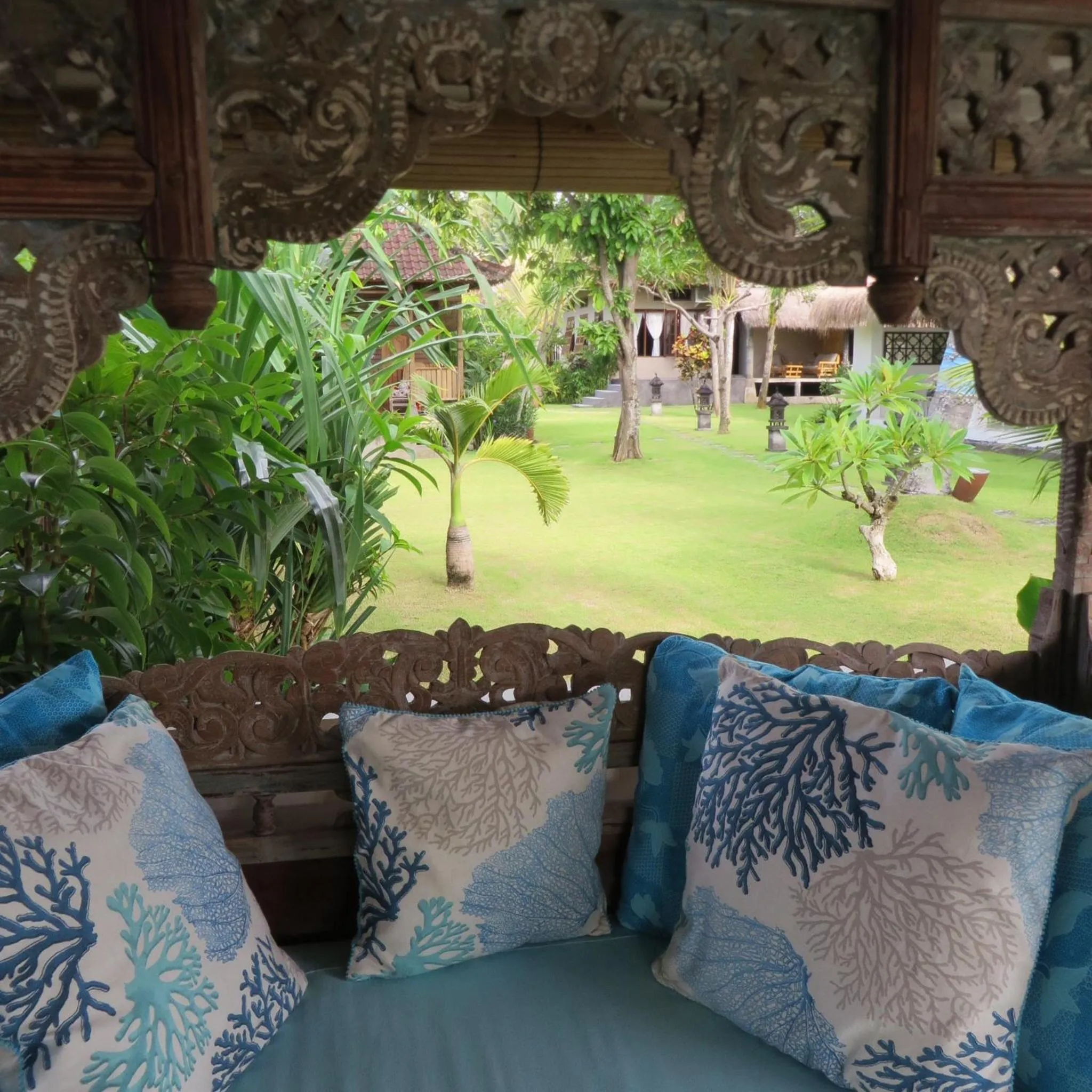 Massage in Aashaya Jasri Resort