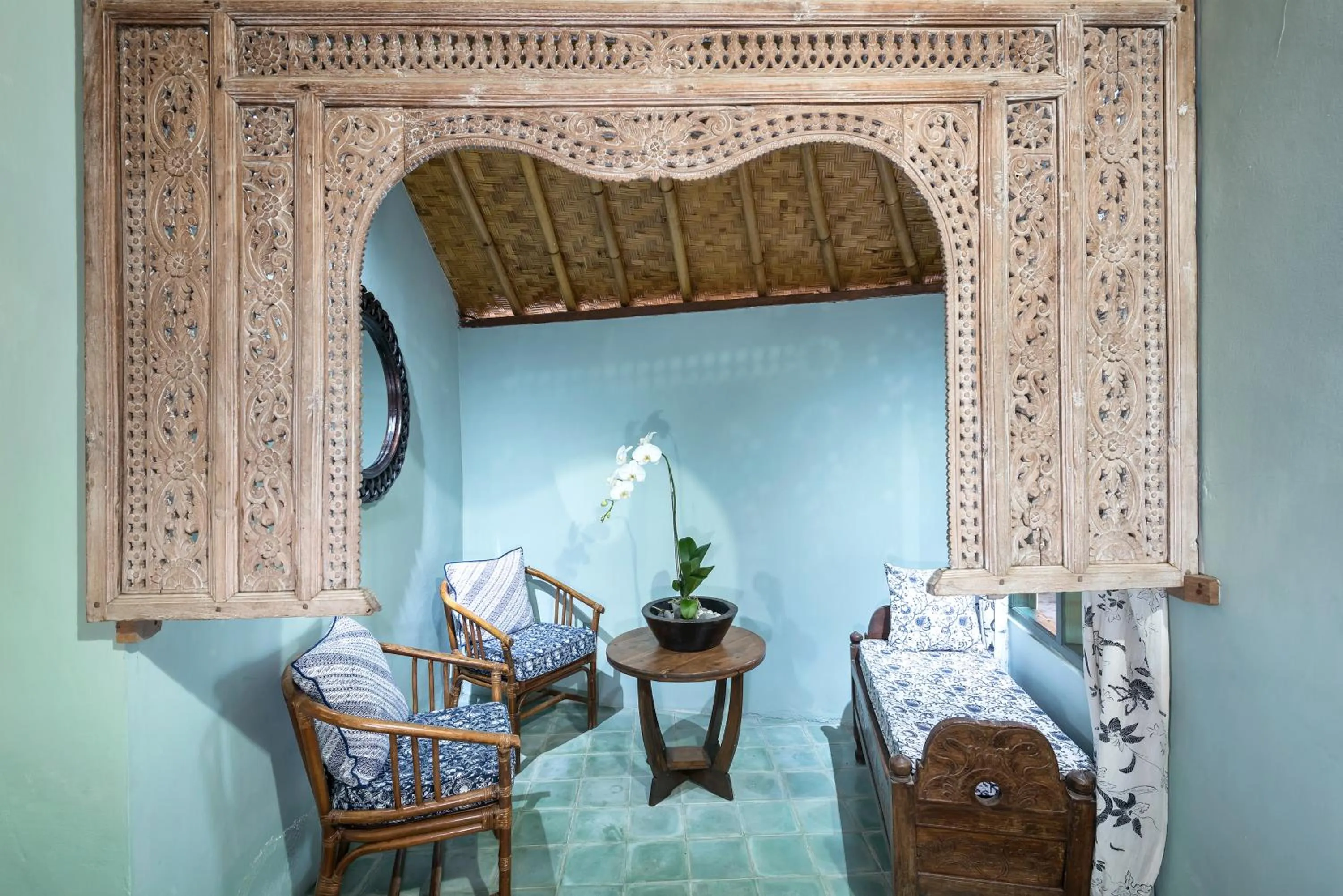 Seating area, Bed in Aashaya Jasri Resort