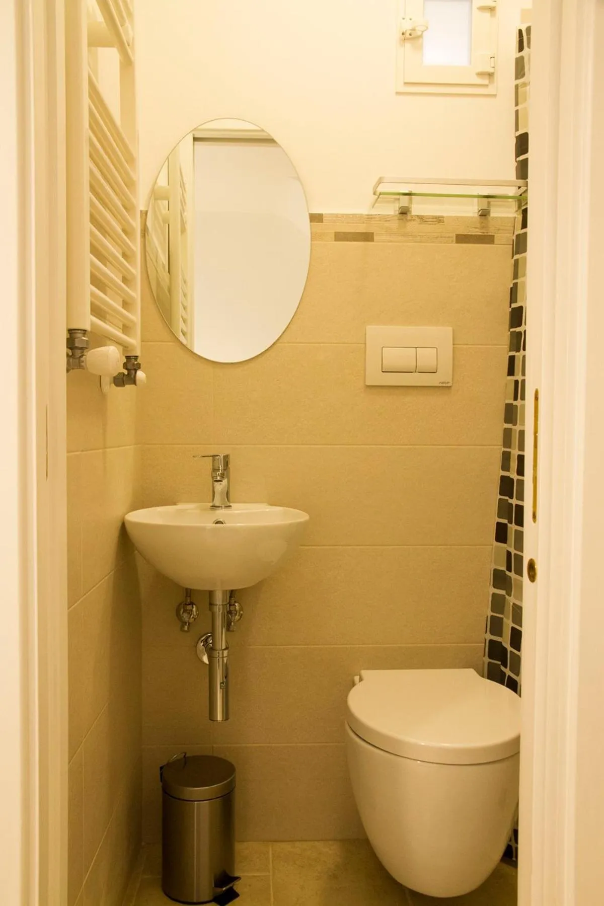 Shower in Casa Giannina B&B