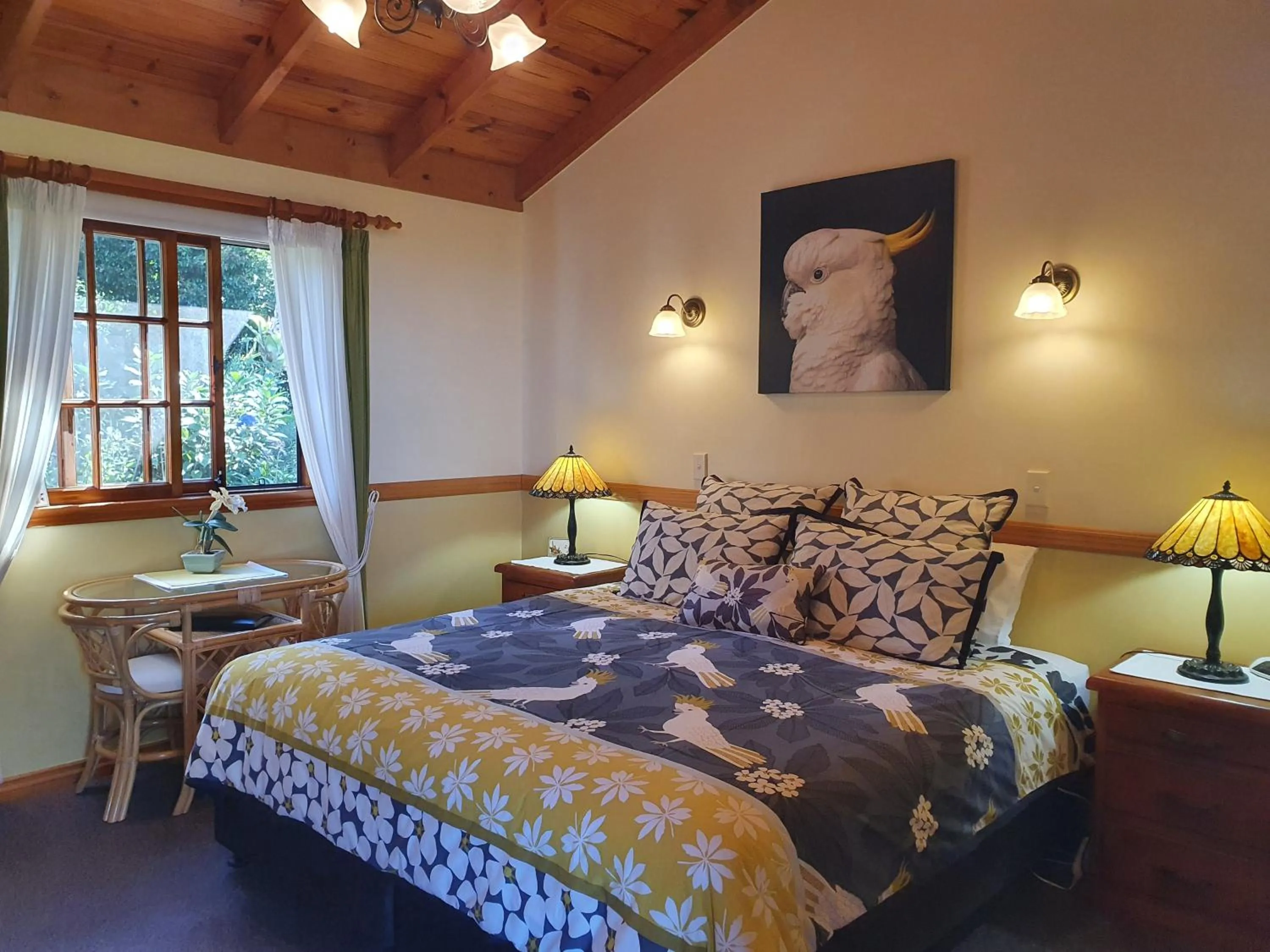 Bed in Tamborine Mountain Bed and Breakfast