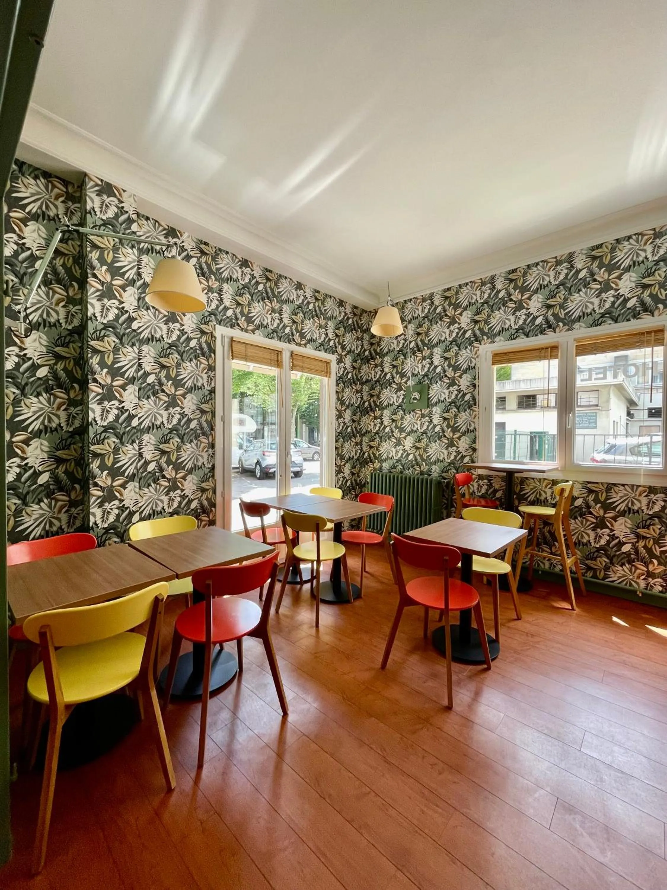 Seating area in Hôtel de Caen