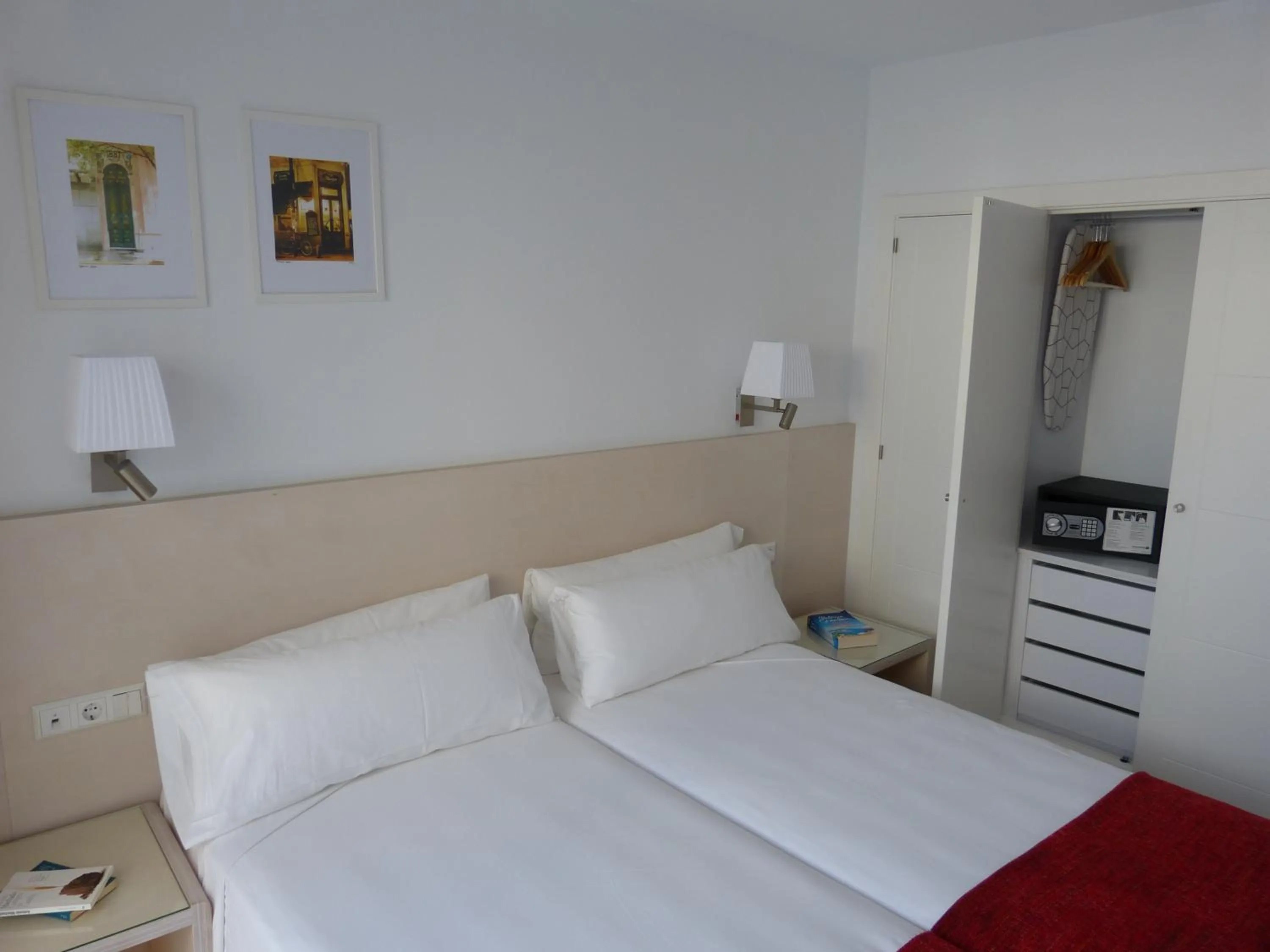 Bed in Apartamentos Patagonia Sur