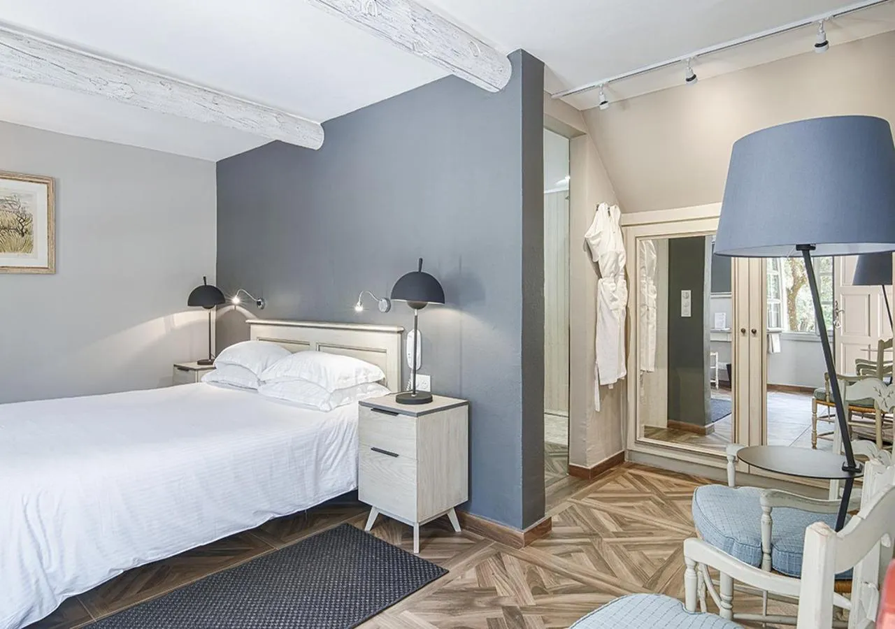 Photo of the whole room, Bed in Le Jas de Gordes