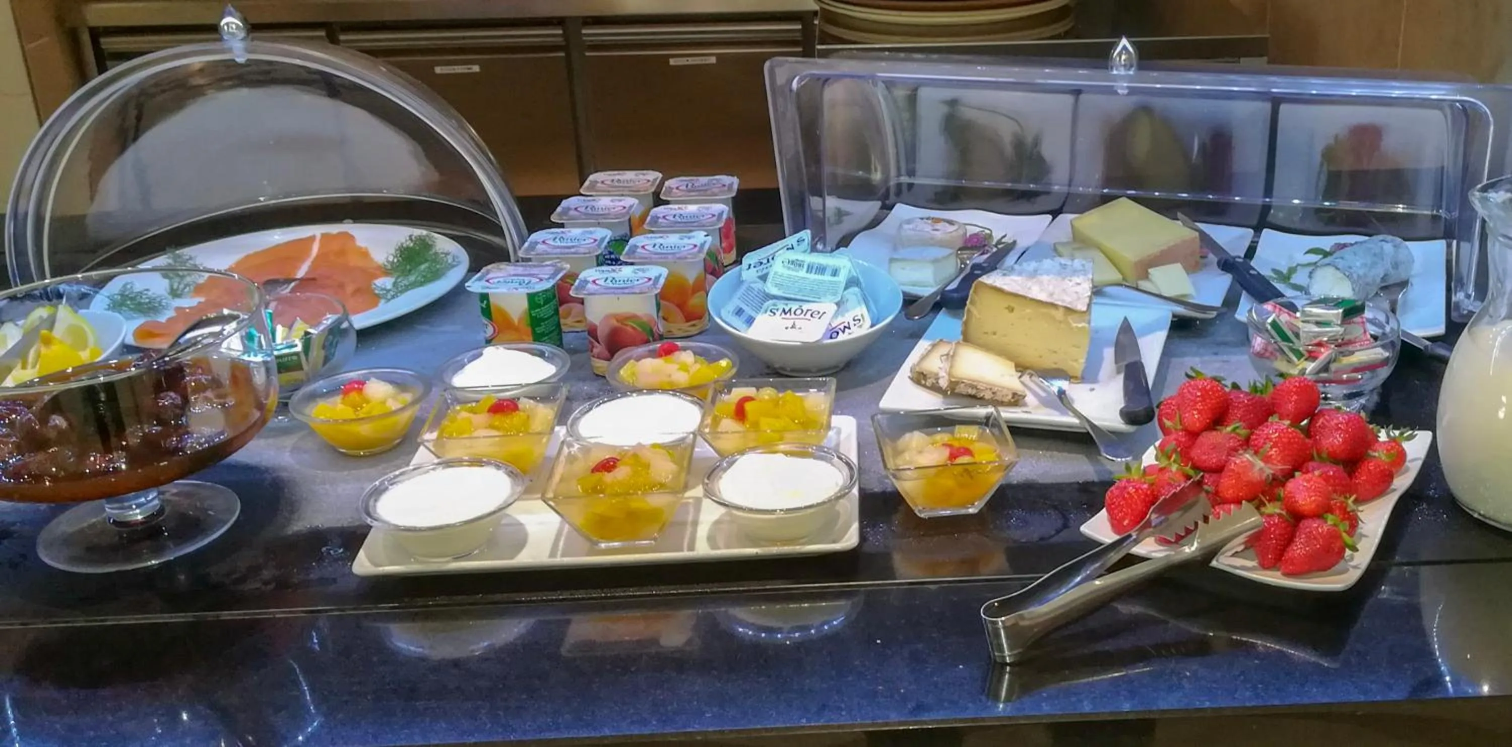 Breakfast in Le Jas de Gordes