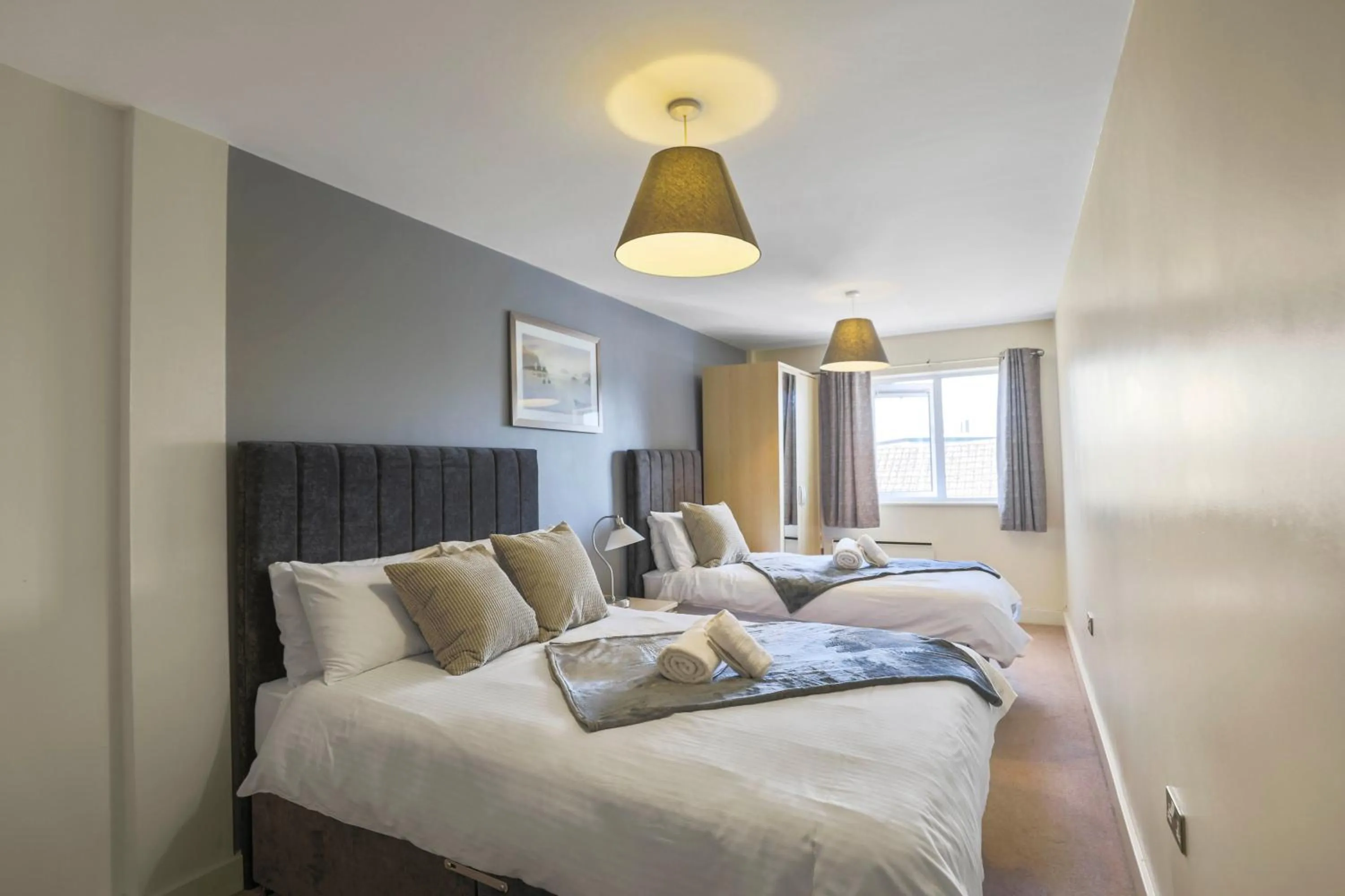 Bedroom, Bed in UR STAY Apartments Leicester