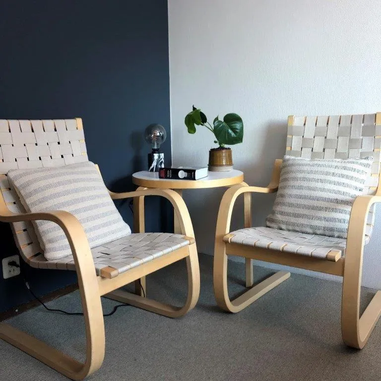 Seating area in Lindstrøm Hotel