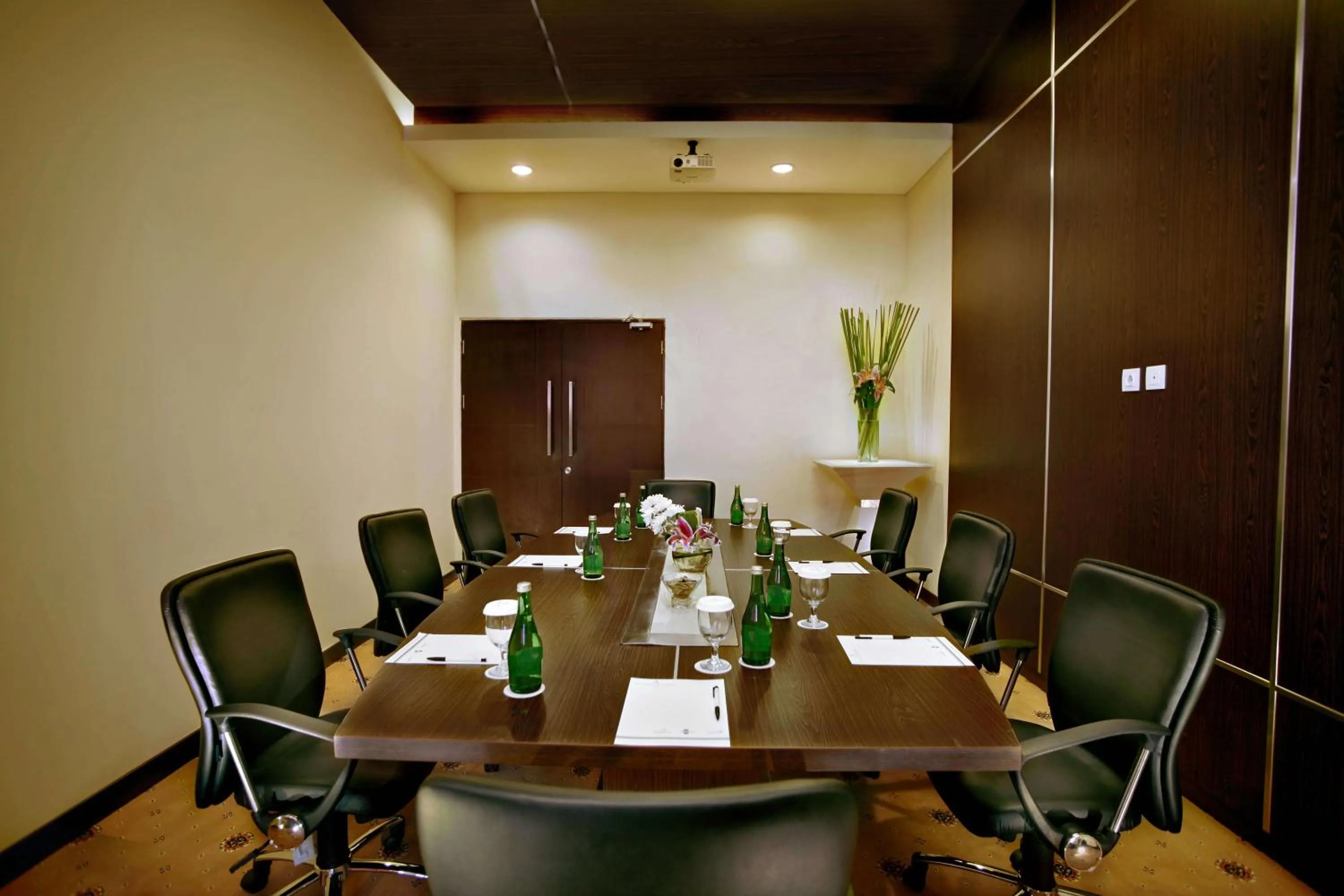 Business facilities in Atria Residences Gading Serpong