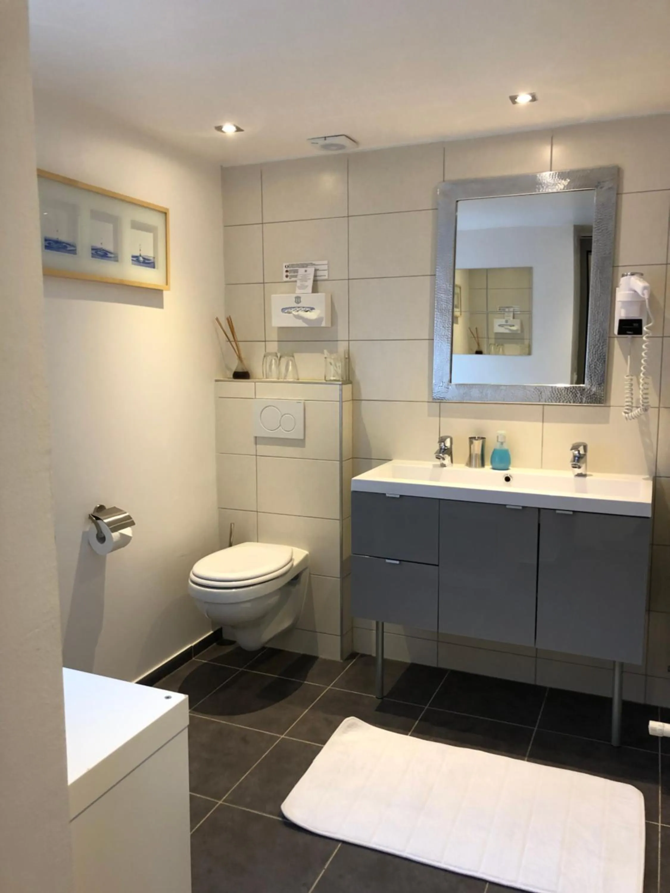 Toilet in Hotel SPA Au Cheval Blanc