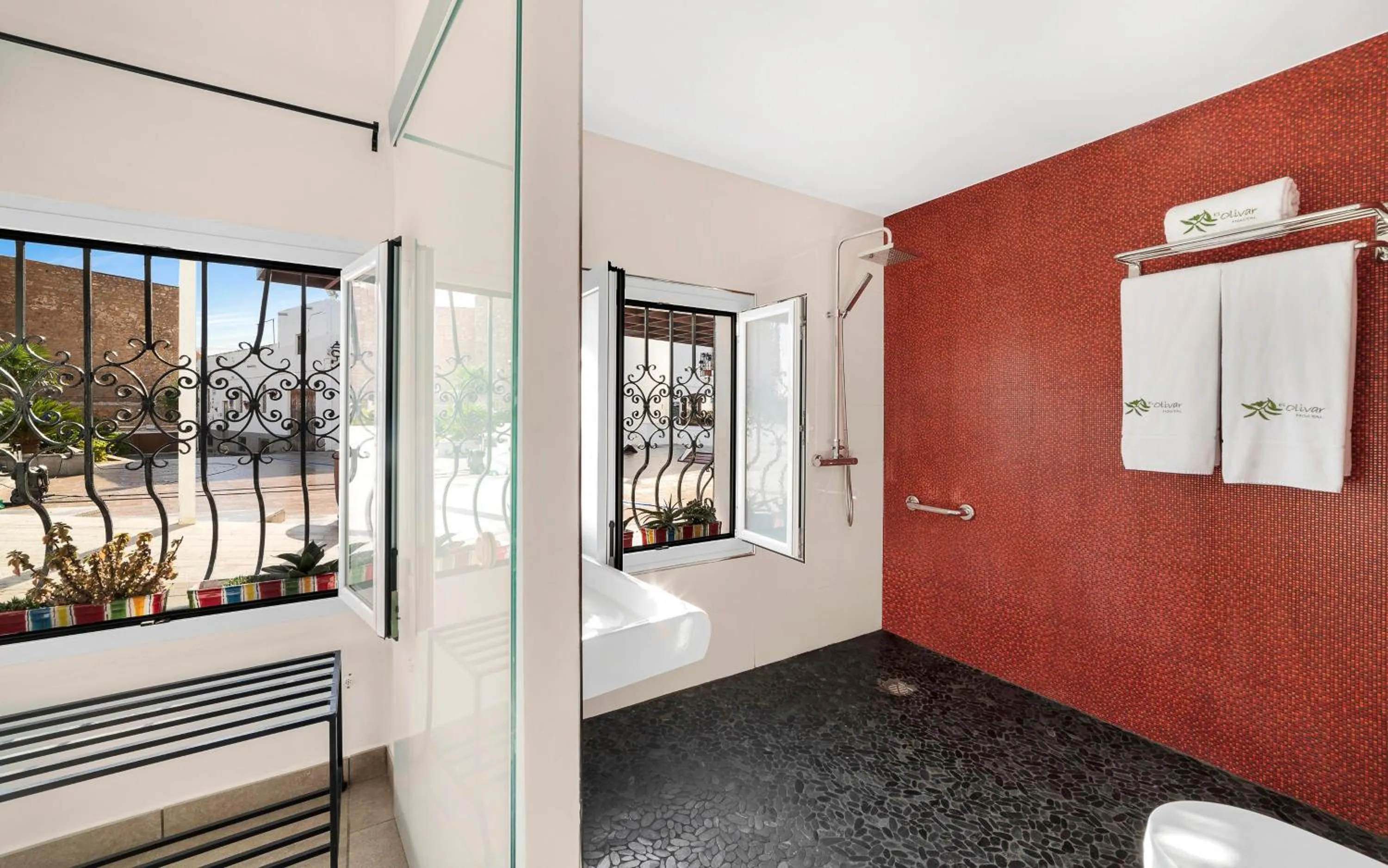 Bathroom in Boutique Hotel El Olivar