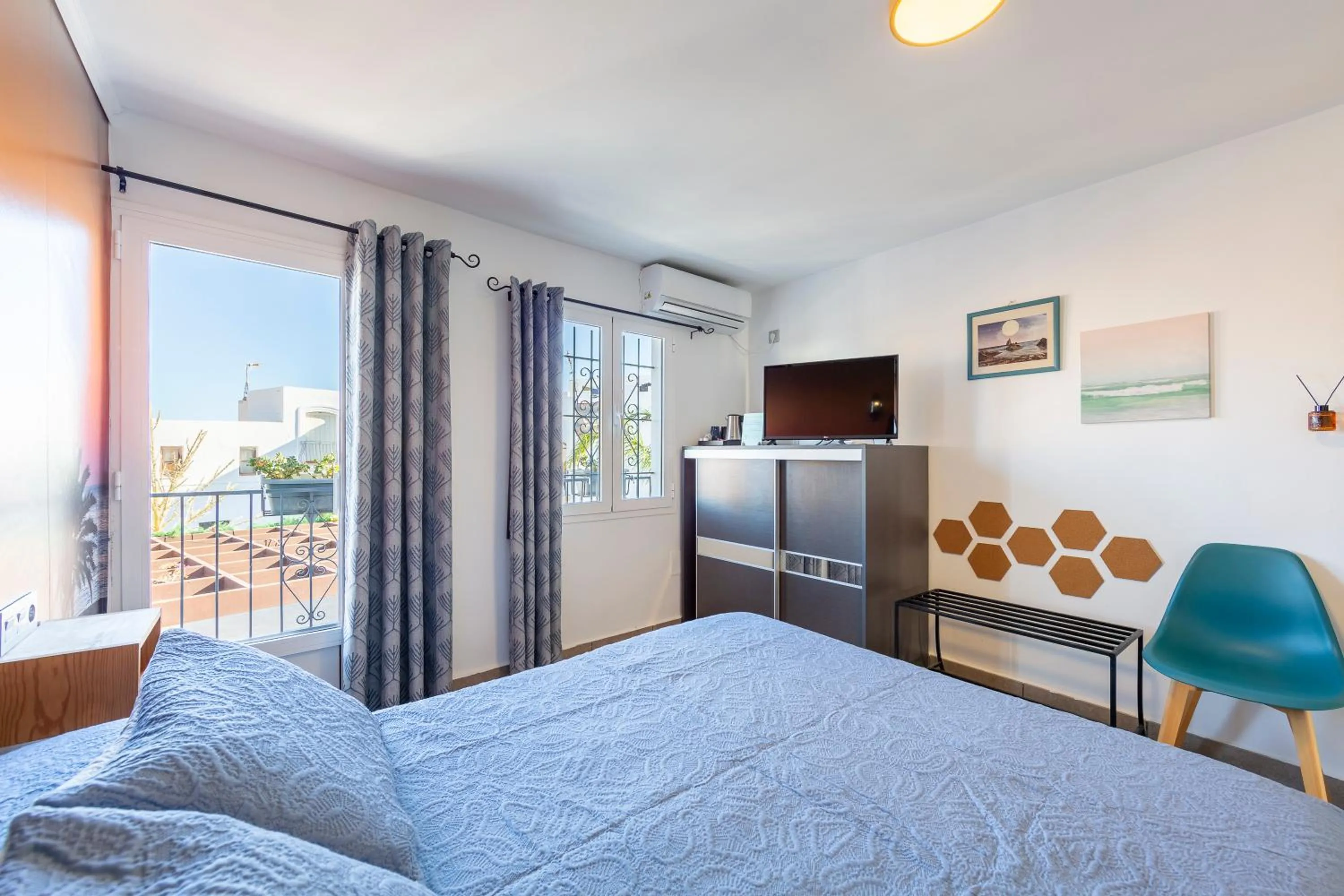 Photo of the whole room, Bed in Boutique Hotel El Olivar