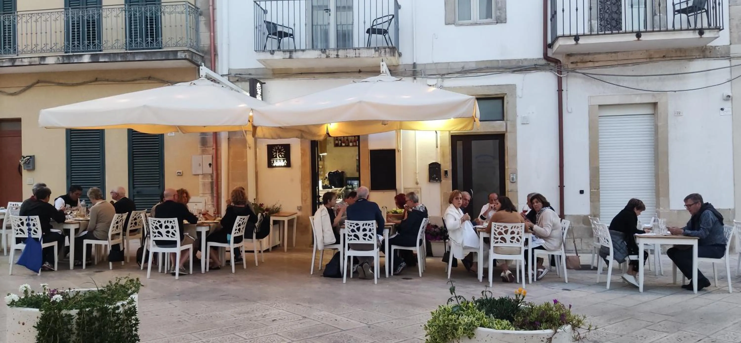 Property building in Mediterraneo Camere