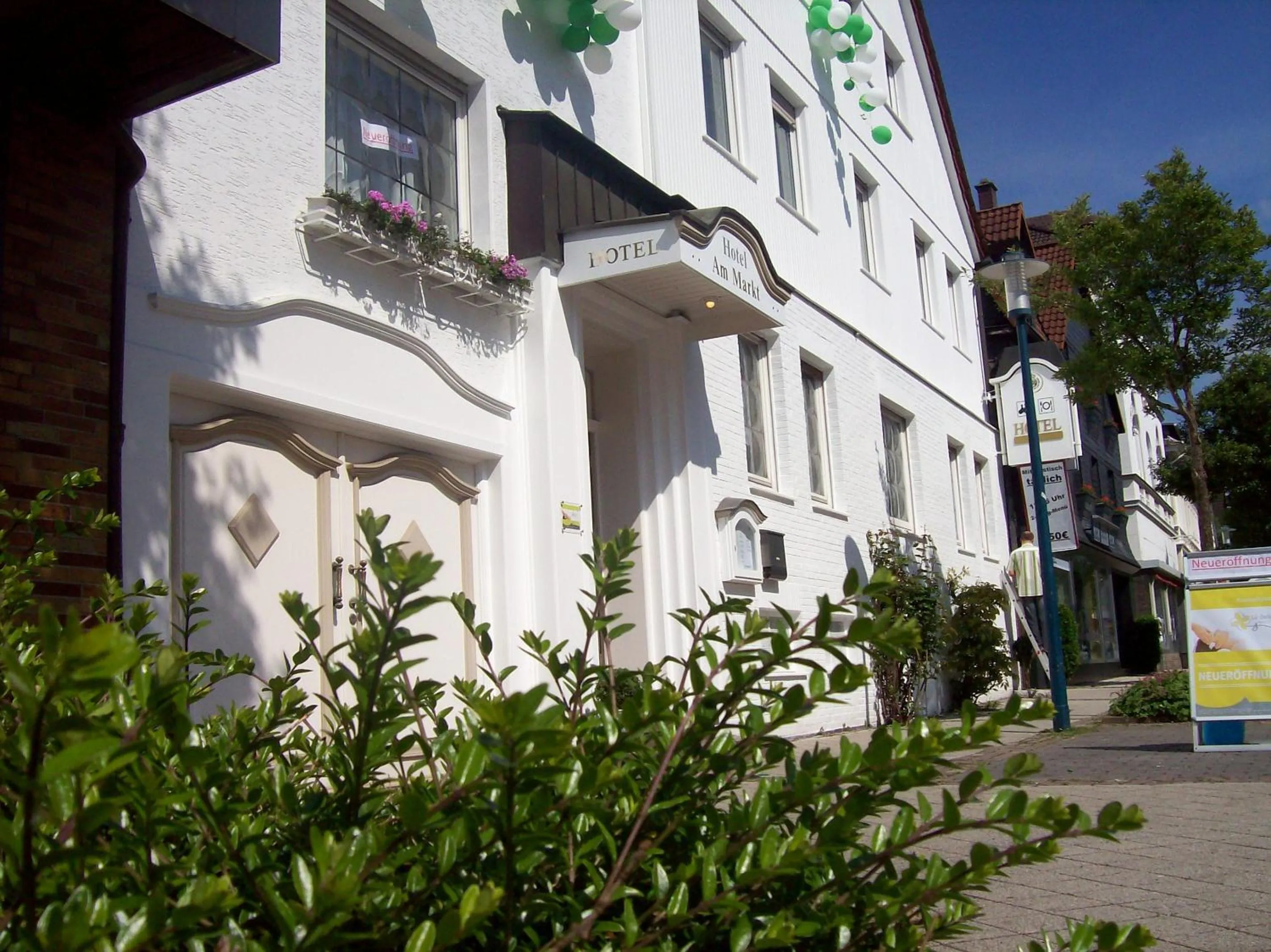 Property building in Hotel Am Markt