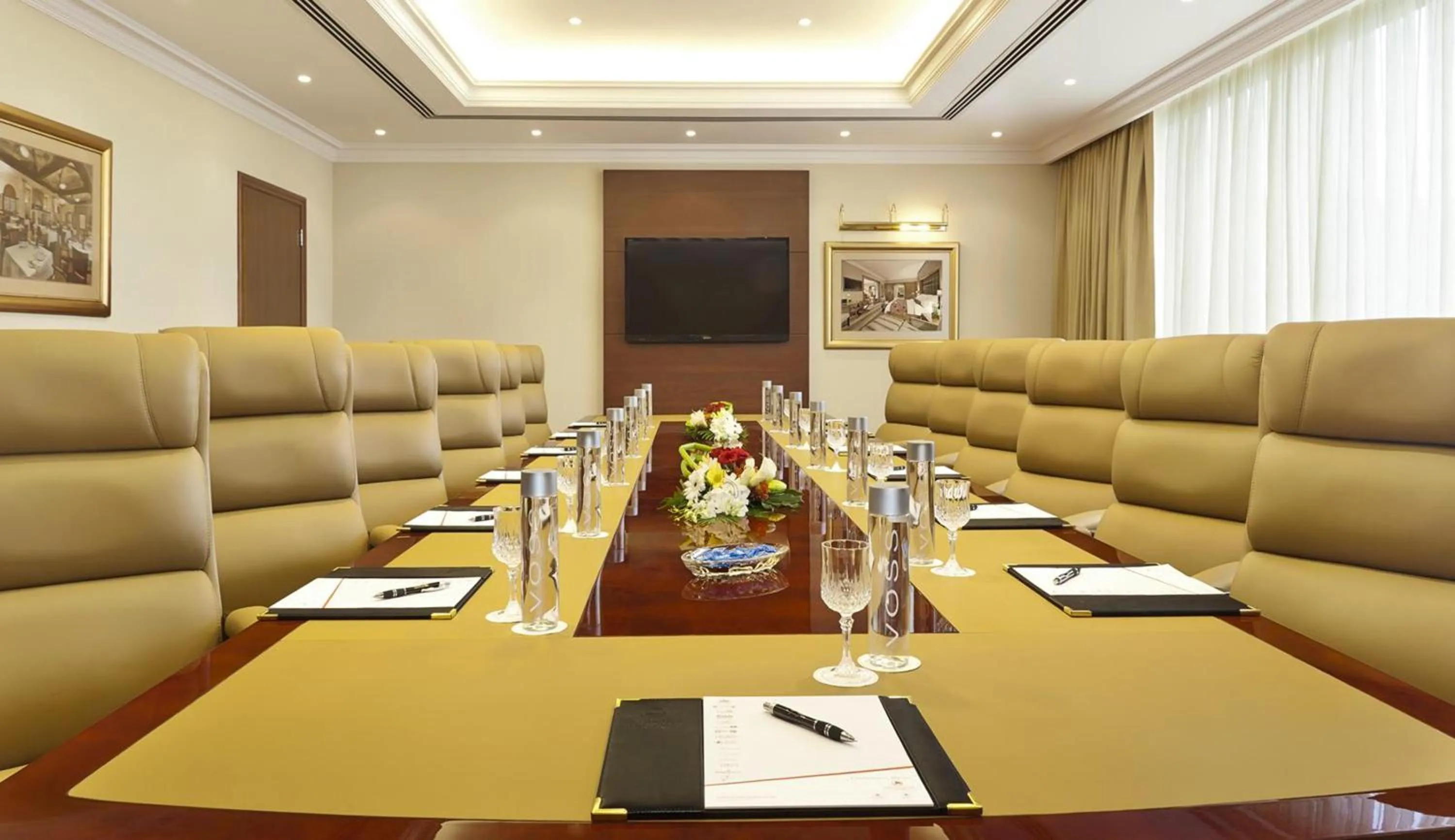 Business facilities in Gulf Executive Residence