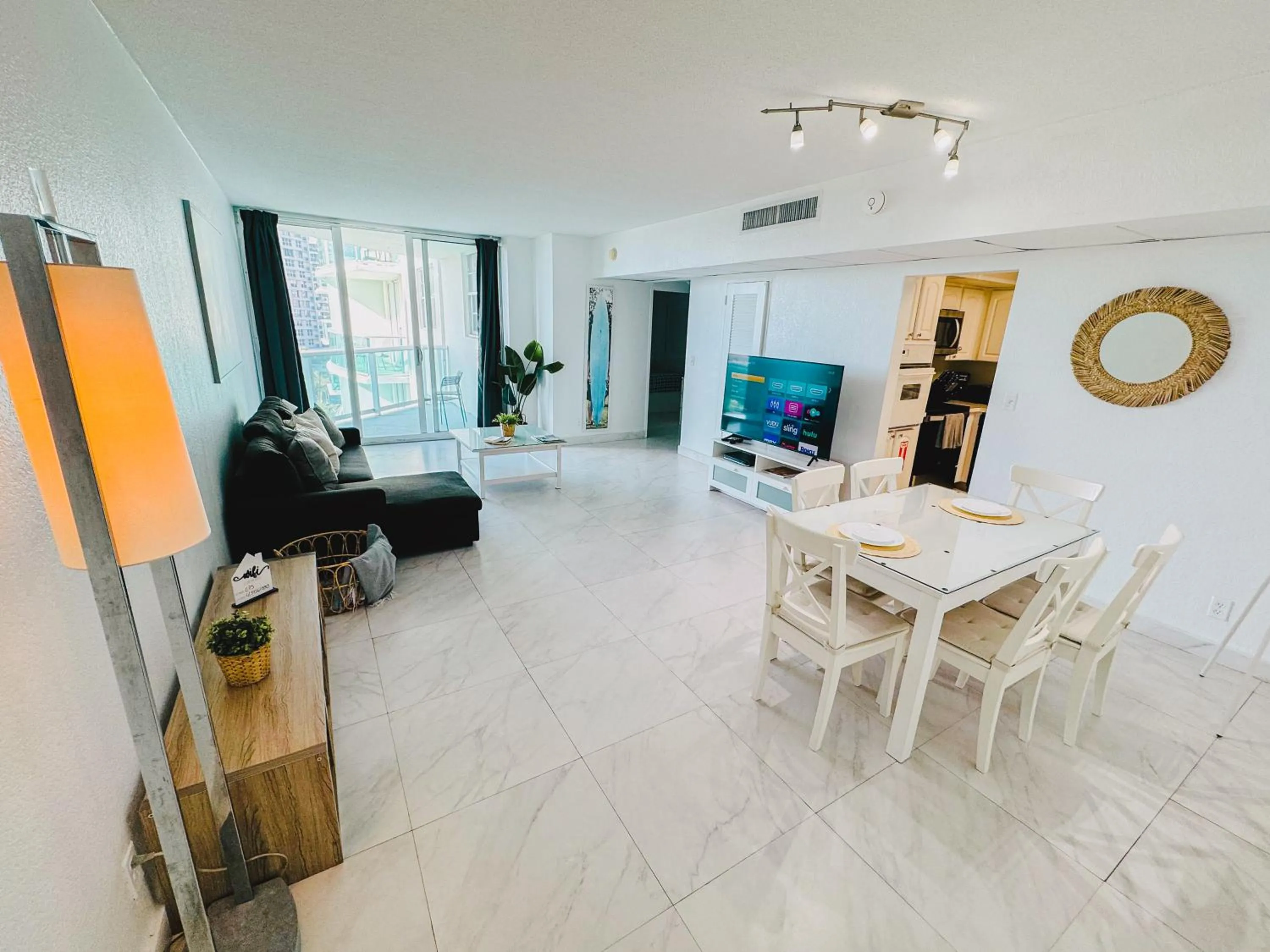 Hallandale Condo, Partial Ocean View Direct Beach and Pool Access Hollywood Beach