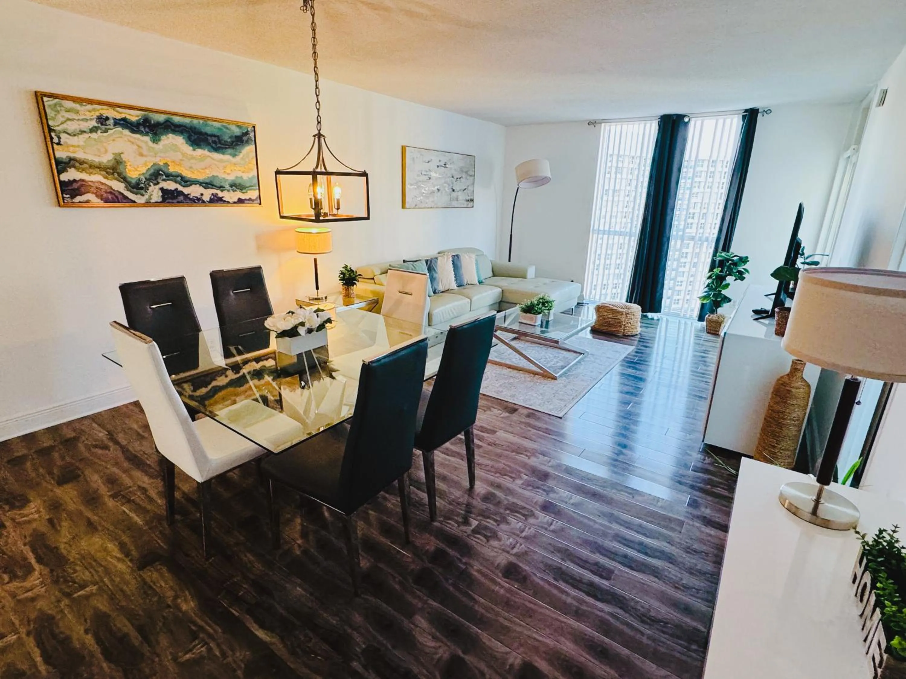 Hallandale Condo, Partial Ocean View Direct Beach and Pool Access Hollywood Beach