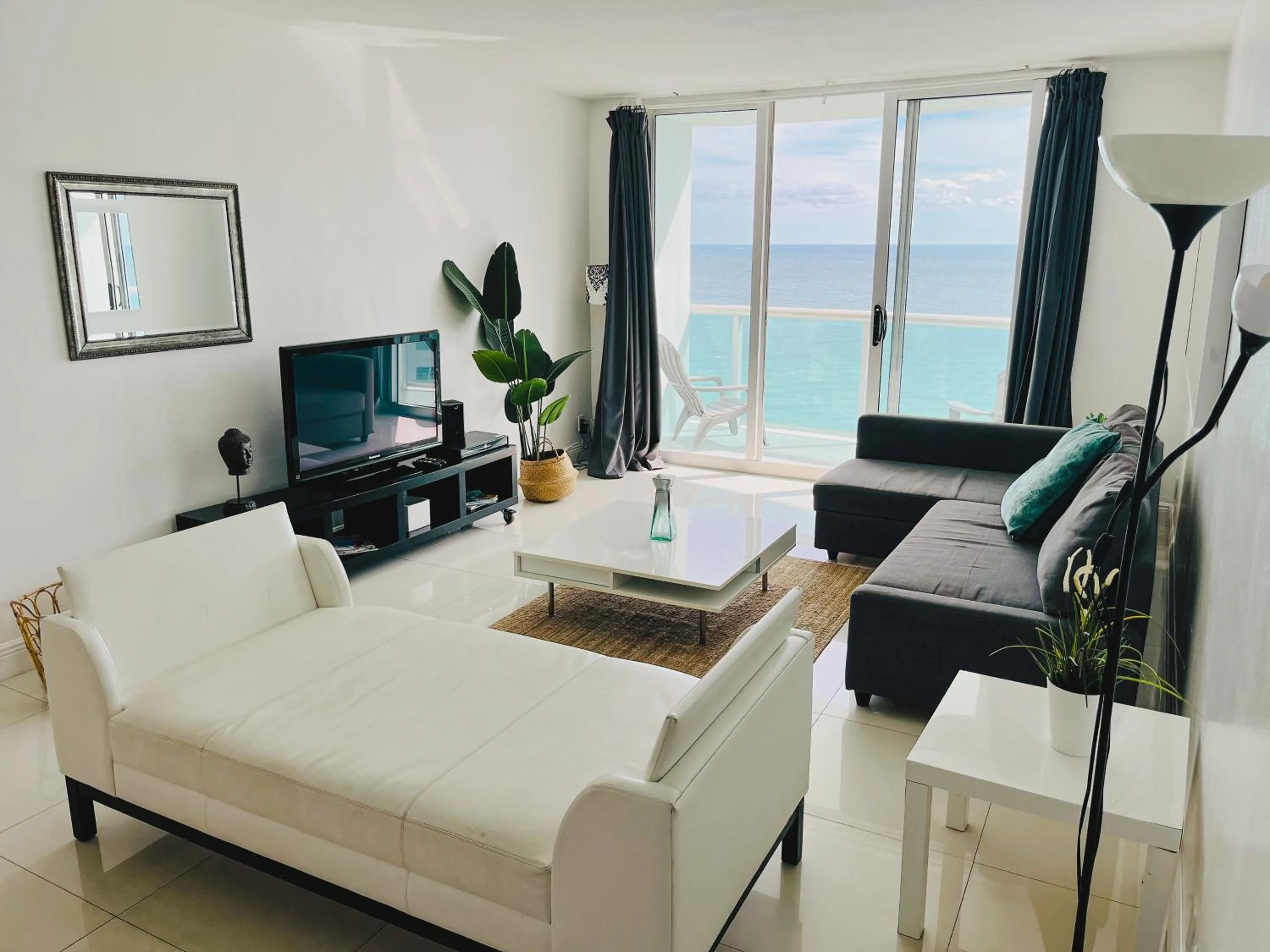 Bed in Hallandale Condo, Partial Ocean View Direct Beach and Pool Access Hollywood Beach