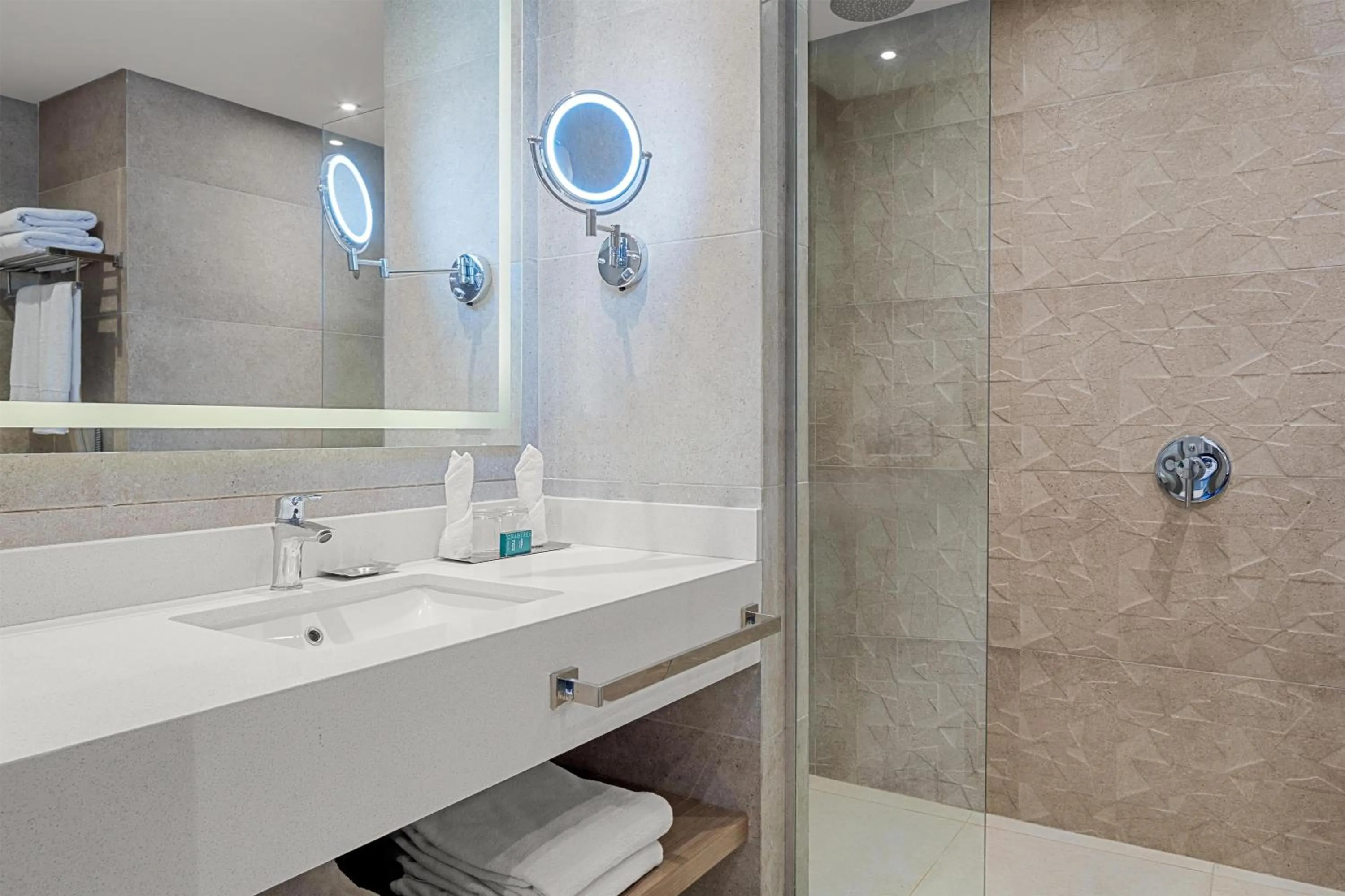 Bathroom in Hilton Pyramids Golf