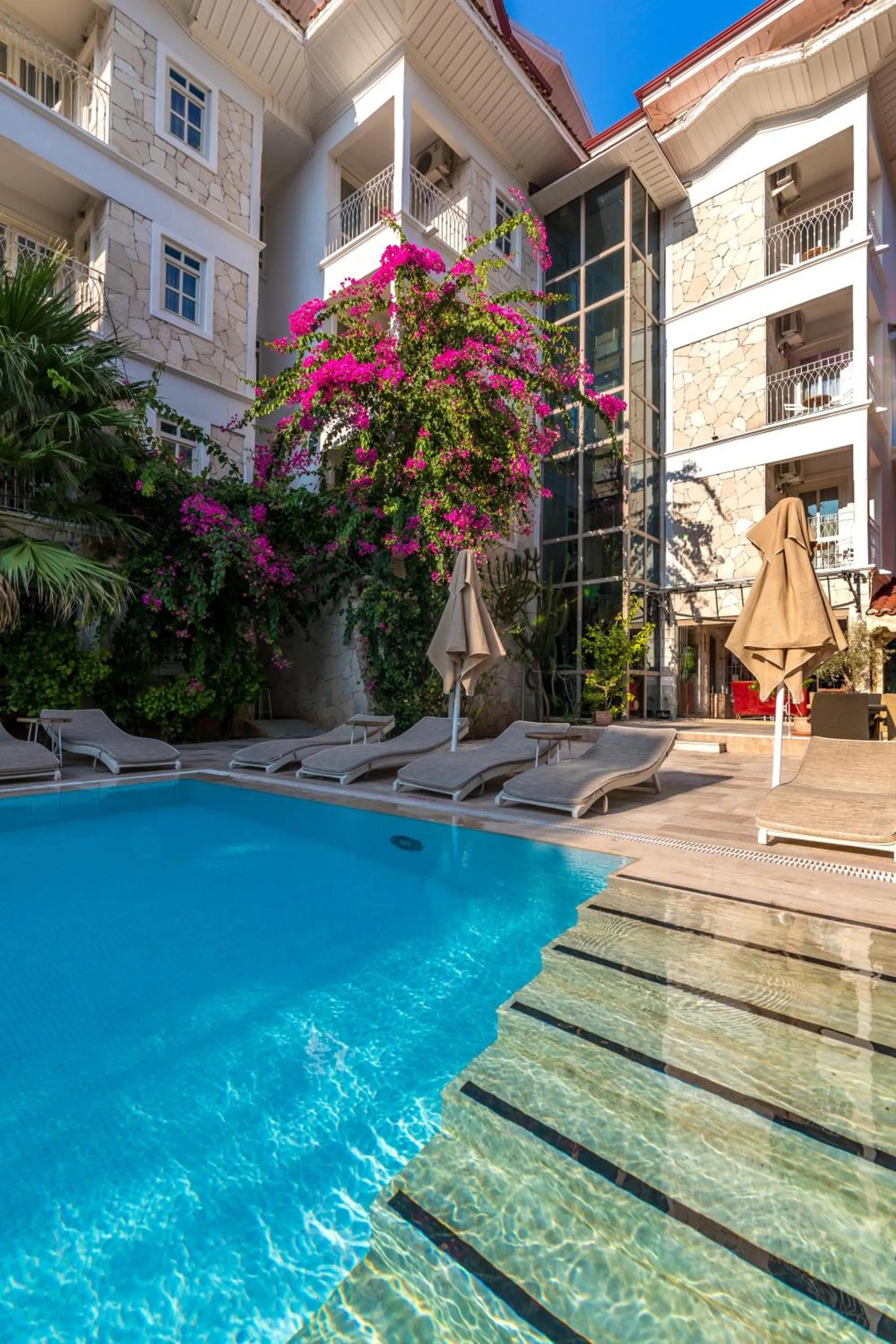 Swimming pool in Petunya Konak Boutique Hotel