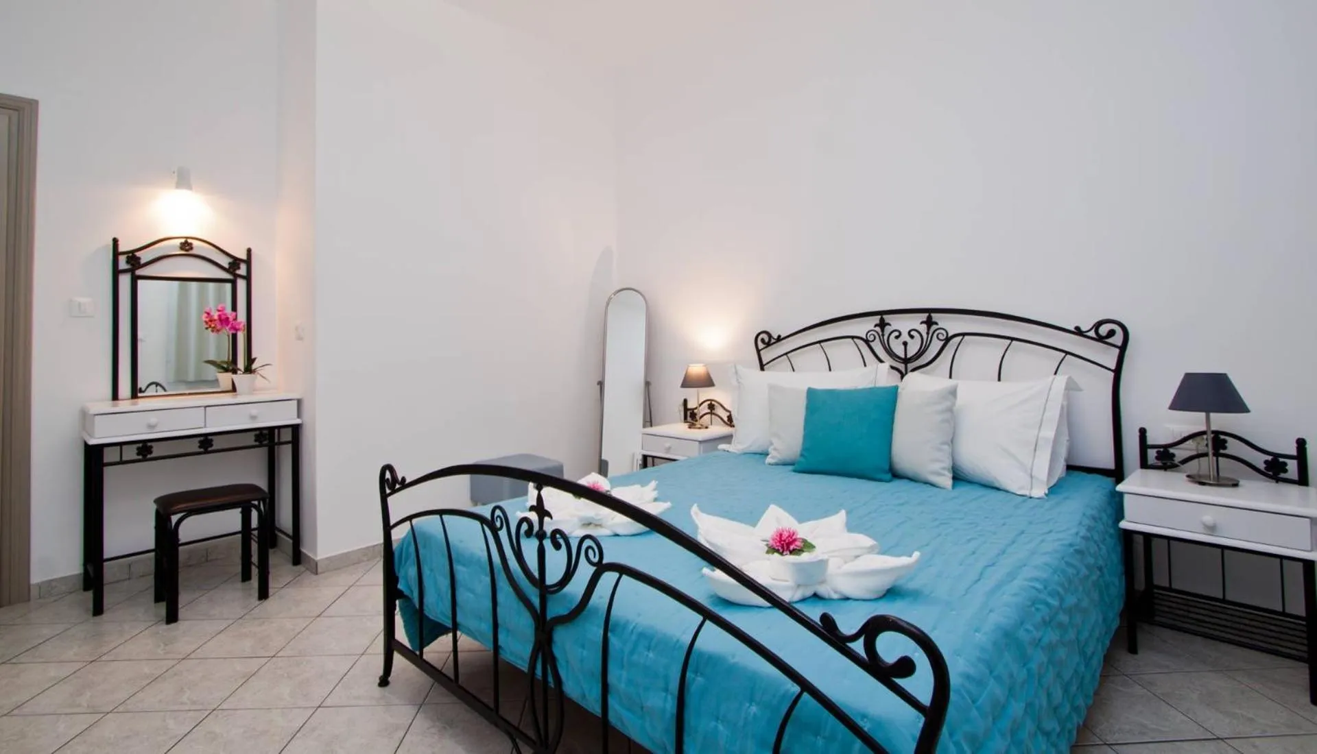 Bedroom, Bed in Nemesis