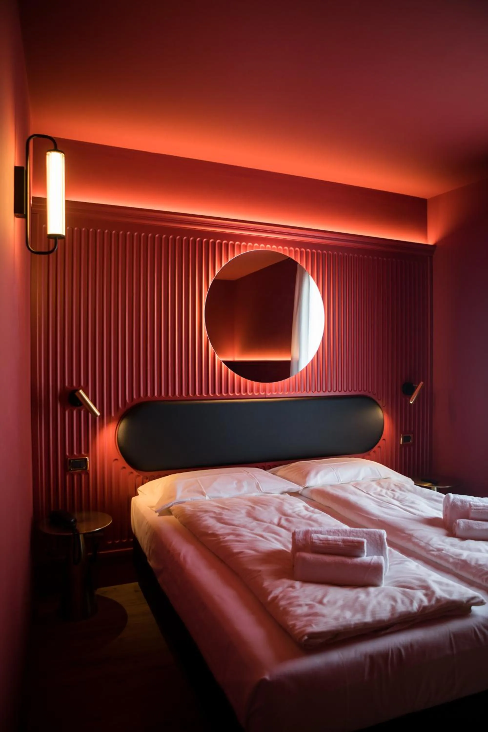 Bedroom, Bed in Hotel Miro'