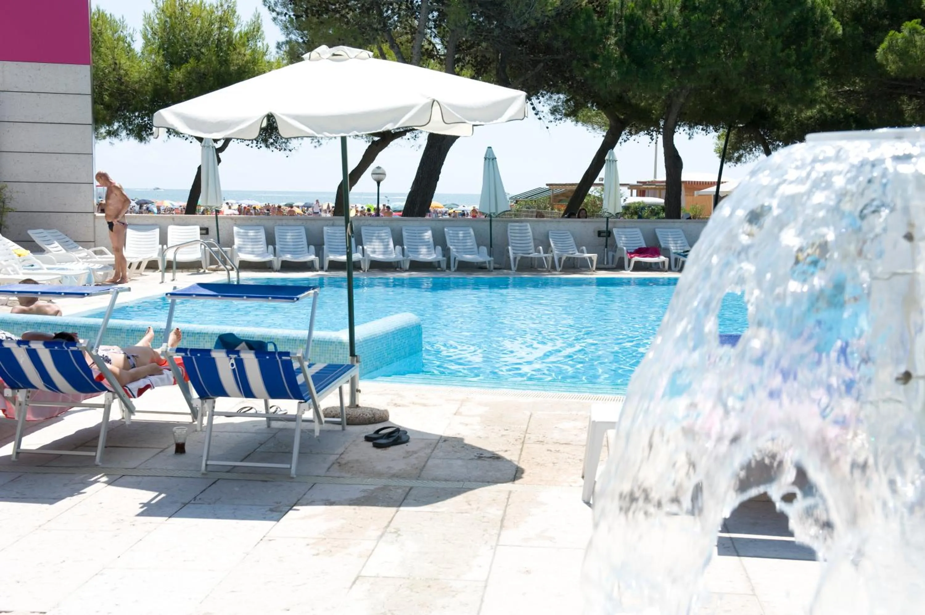 Swimming pool in Hotel Bristol