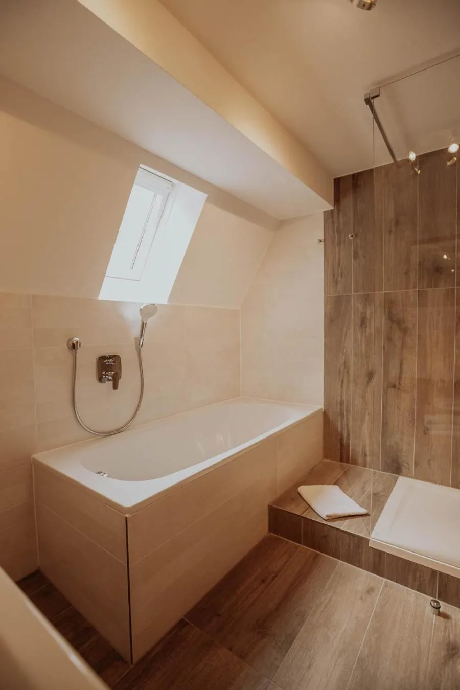 Bathroom in Hotel Gasthaus zur Sonne