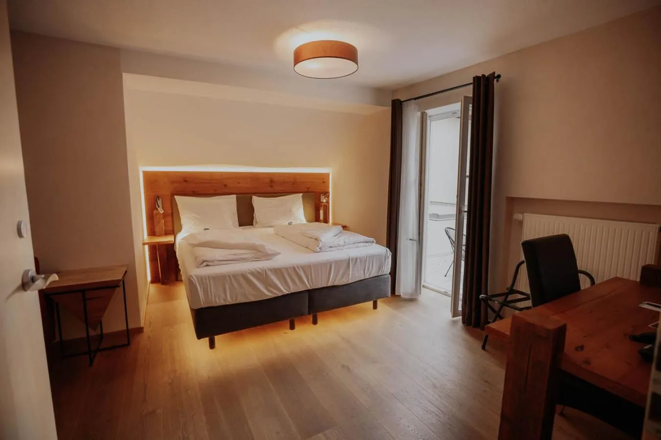 Bed in Hotel Gasthaus zur Sonne