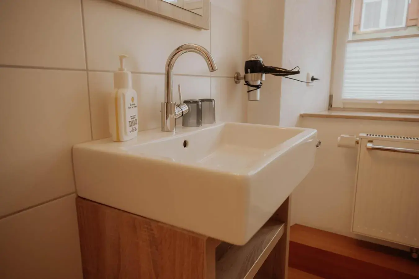 Double Room in Hotel Gasthaus zur Sonne Double Room in Hotel Gasthaus zur Sonne