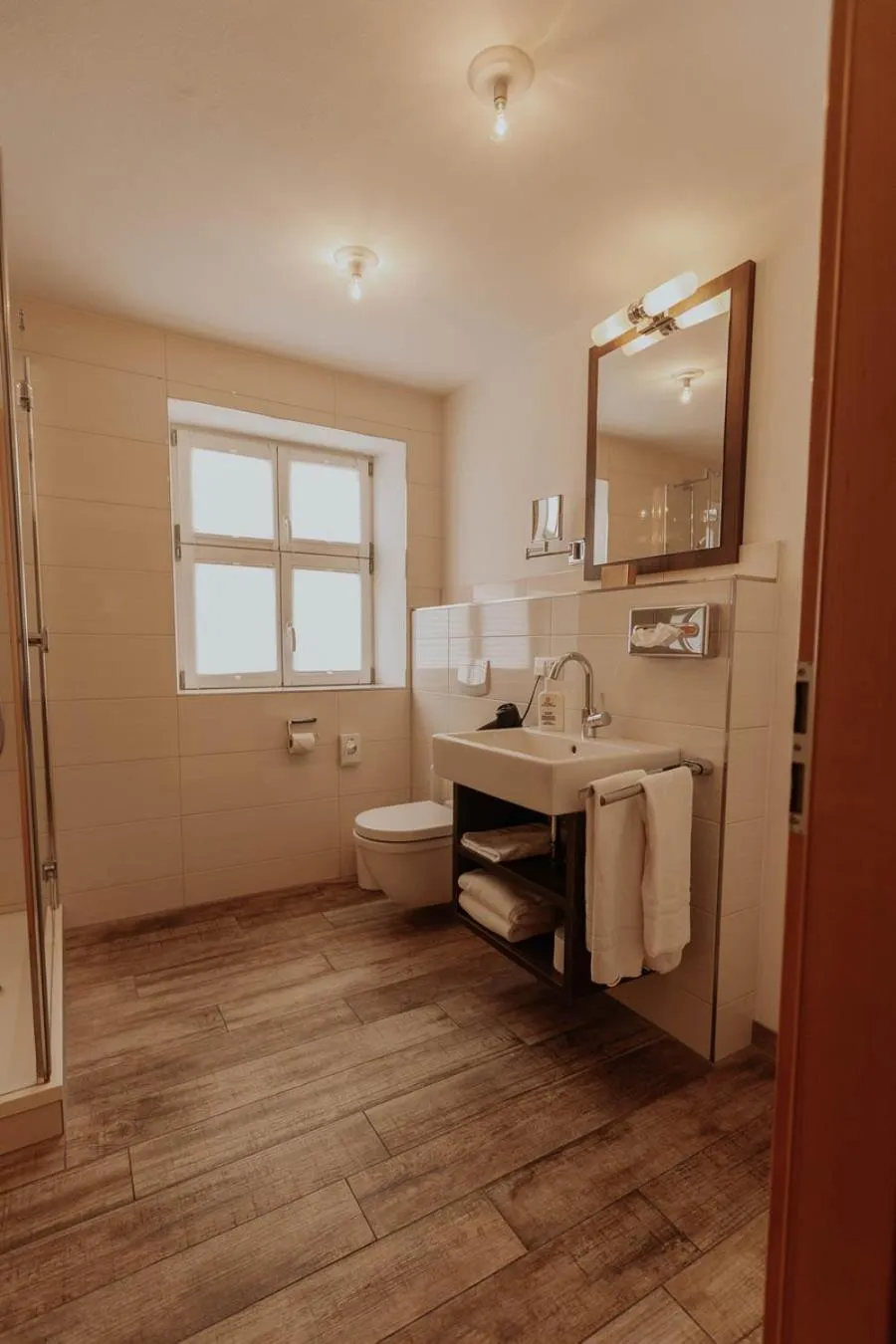 Bathroom in Hotel Gasthaus zur Sonne