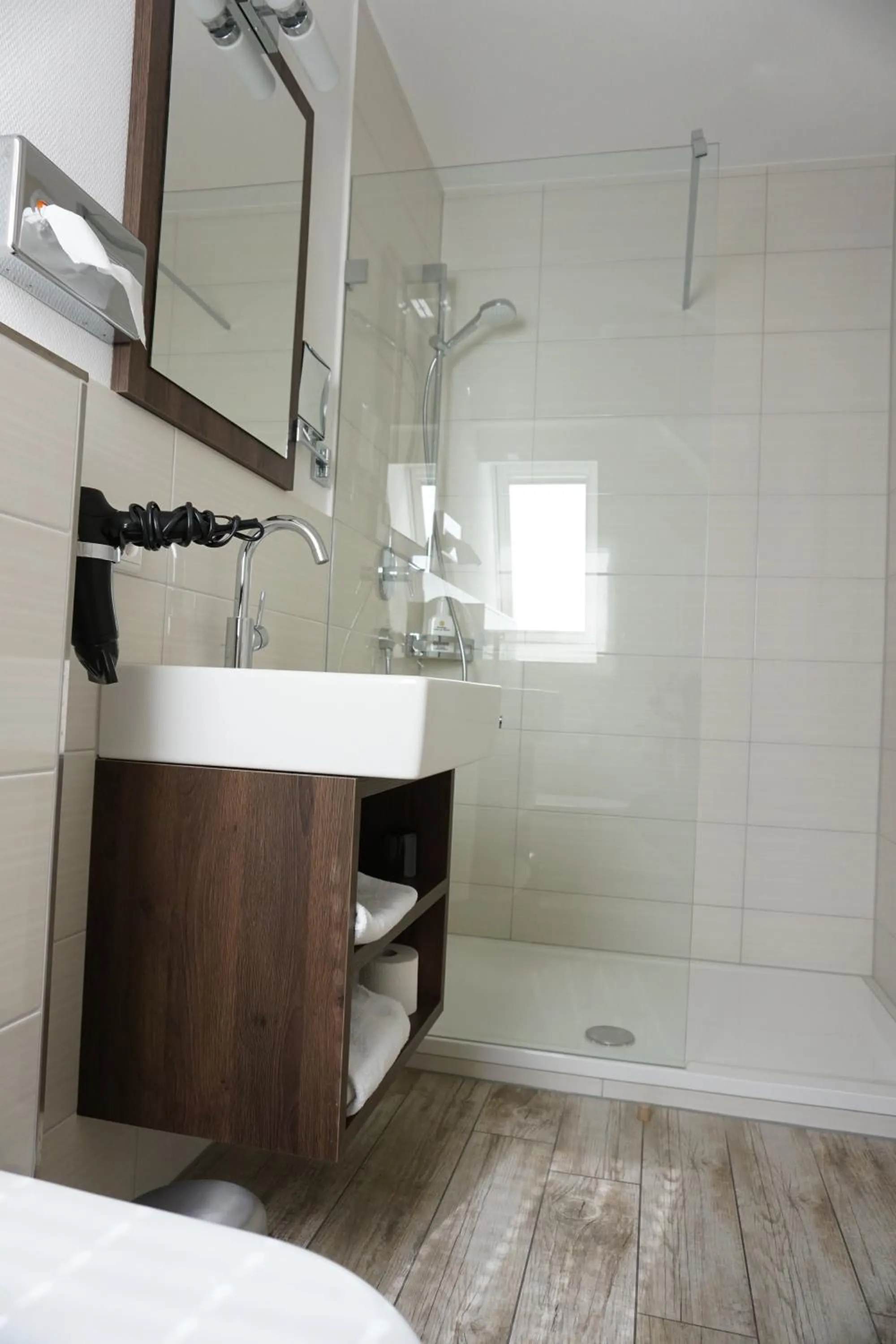 Bathroom in Hotel Gasthaus zur Sonne