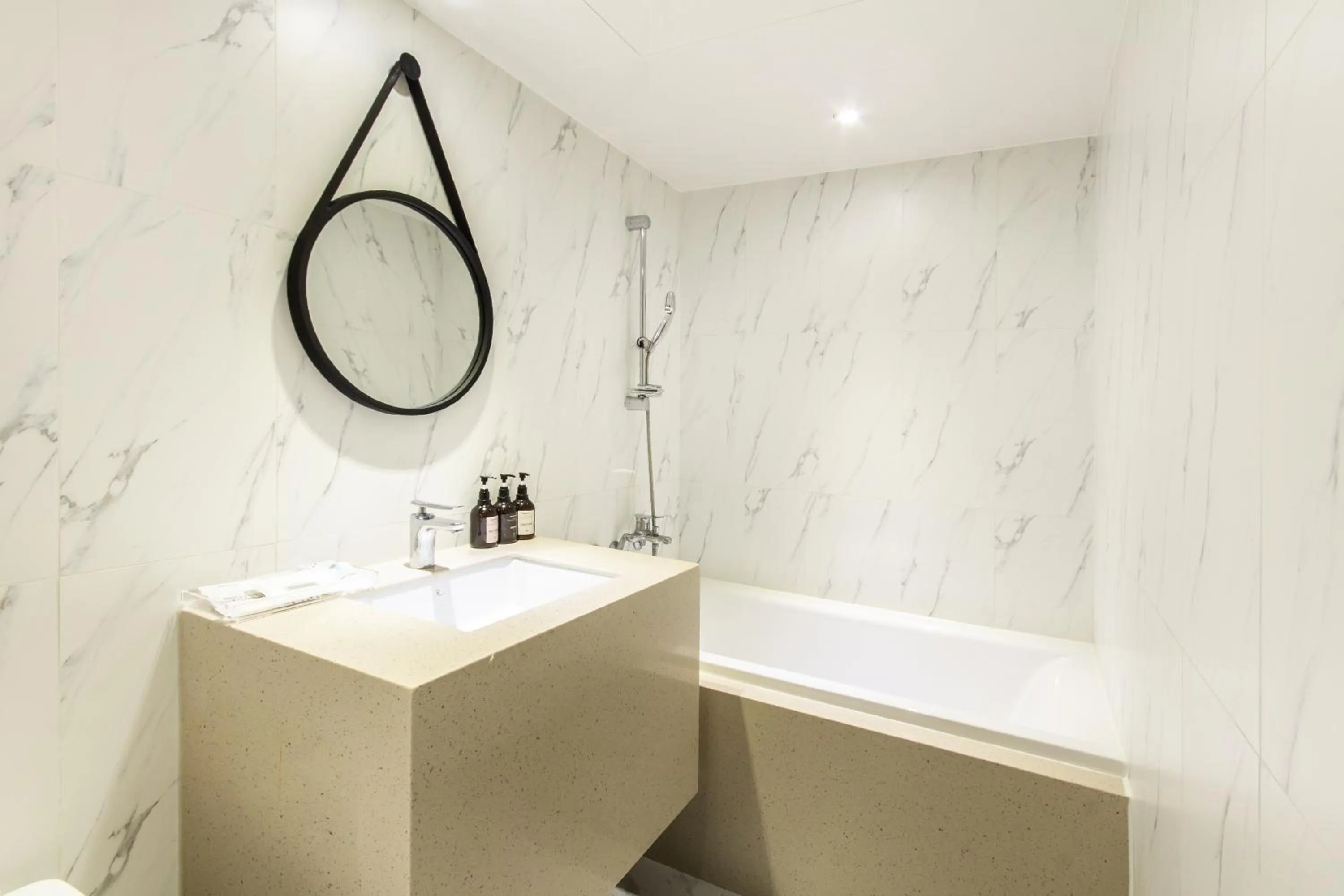 Bathroom in 브라운도트호텔 센텀시티 벡스코점