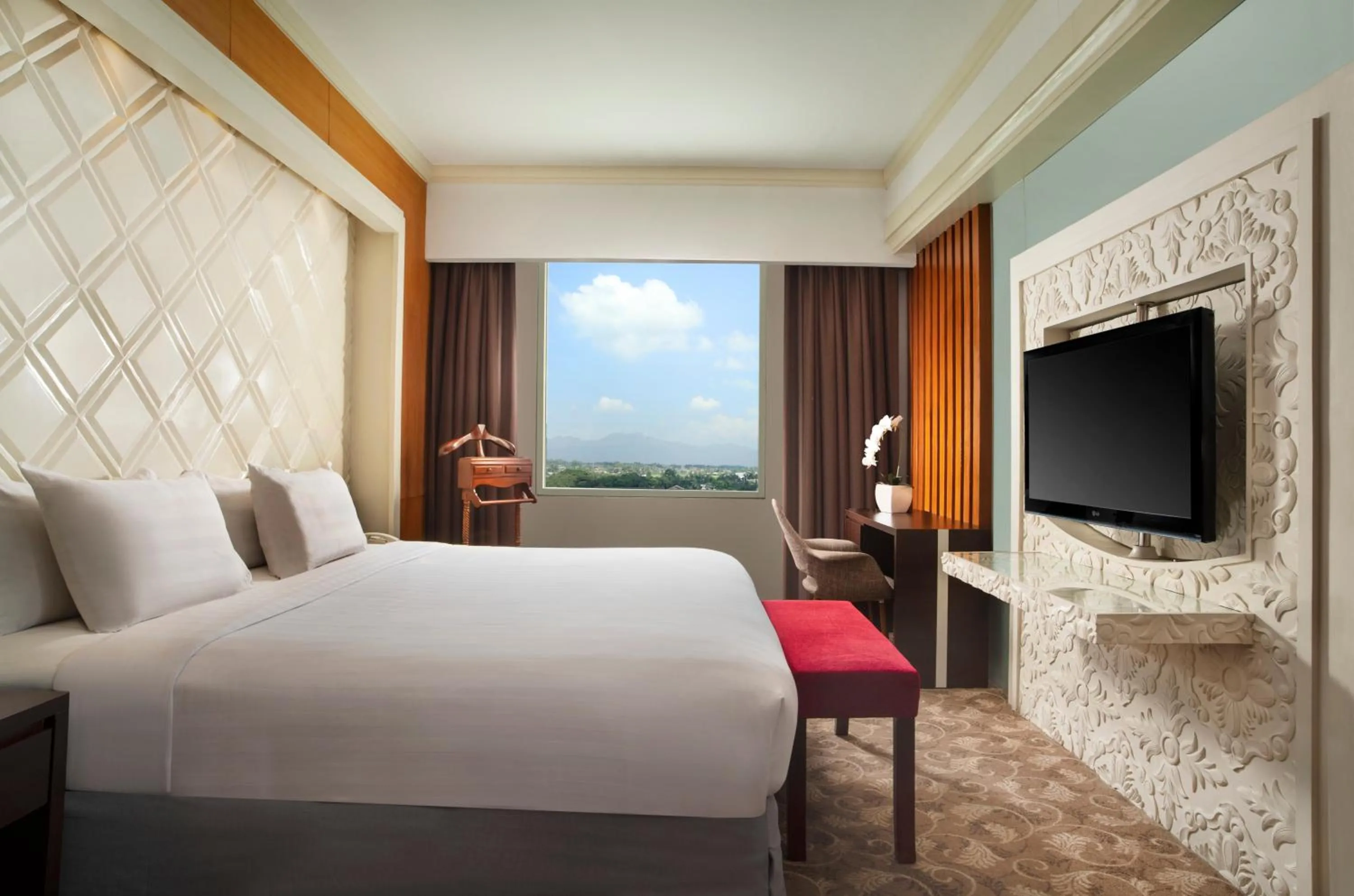 Bedroom, Bed in Atria Hotel Magelang