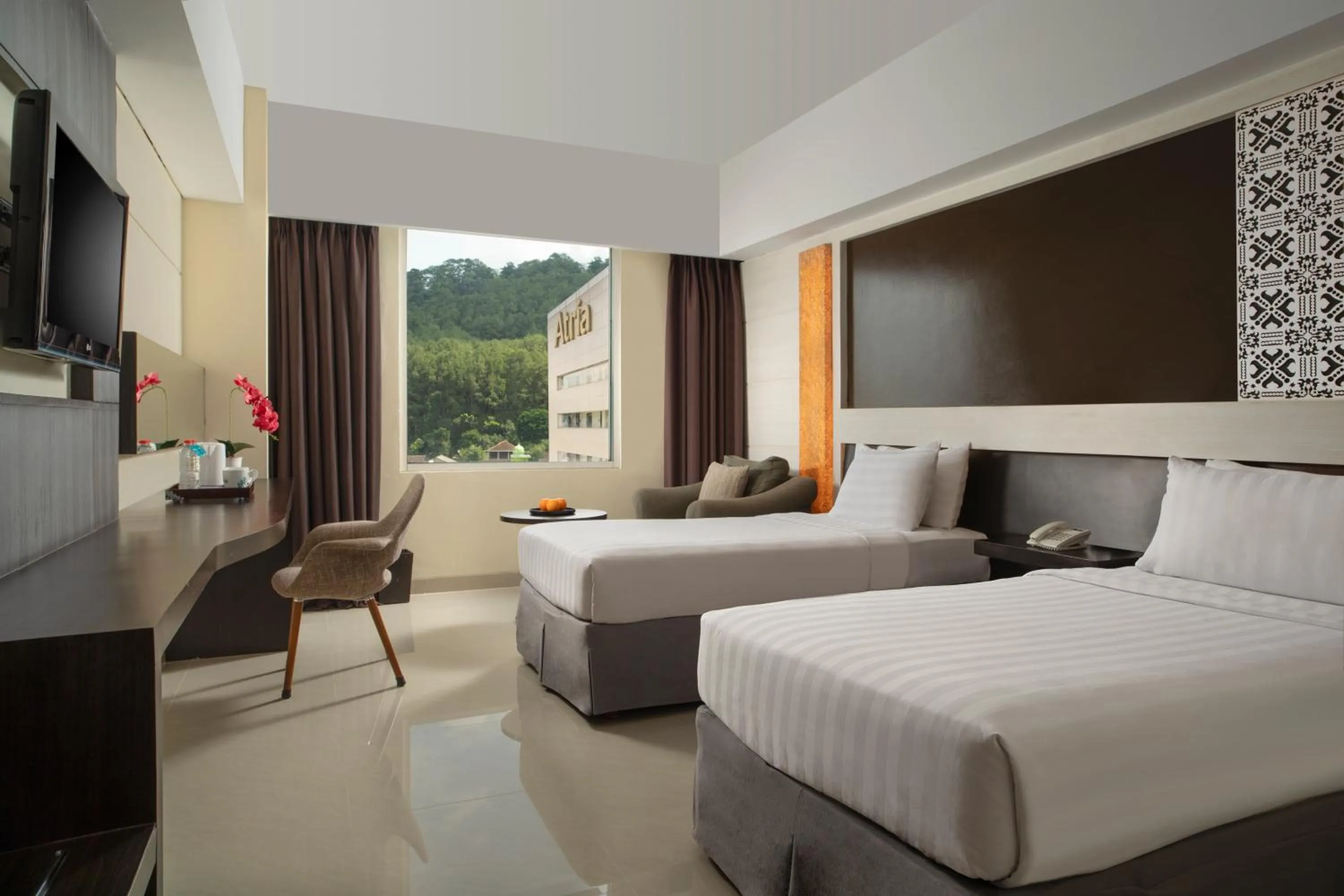 TV and multimedia, Bed in Atria Hotel Magelang