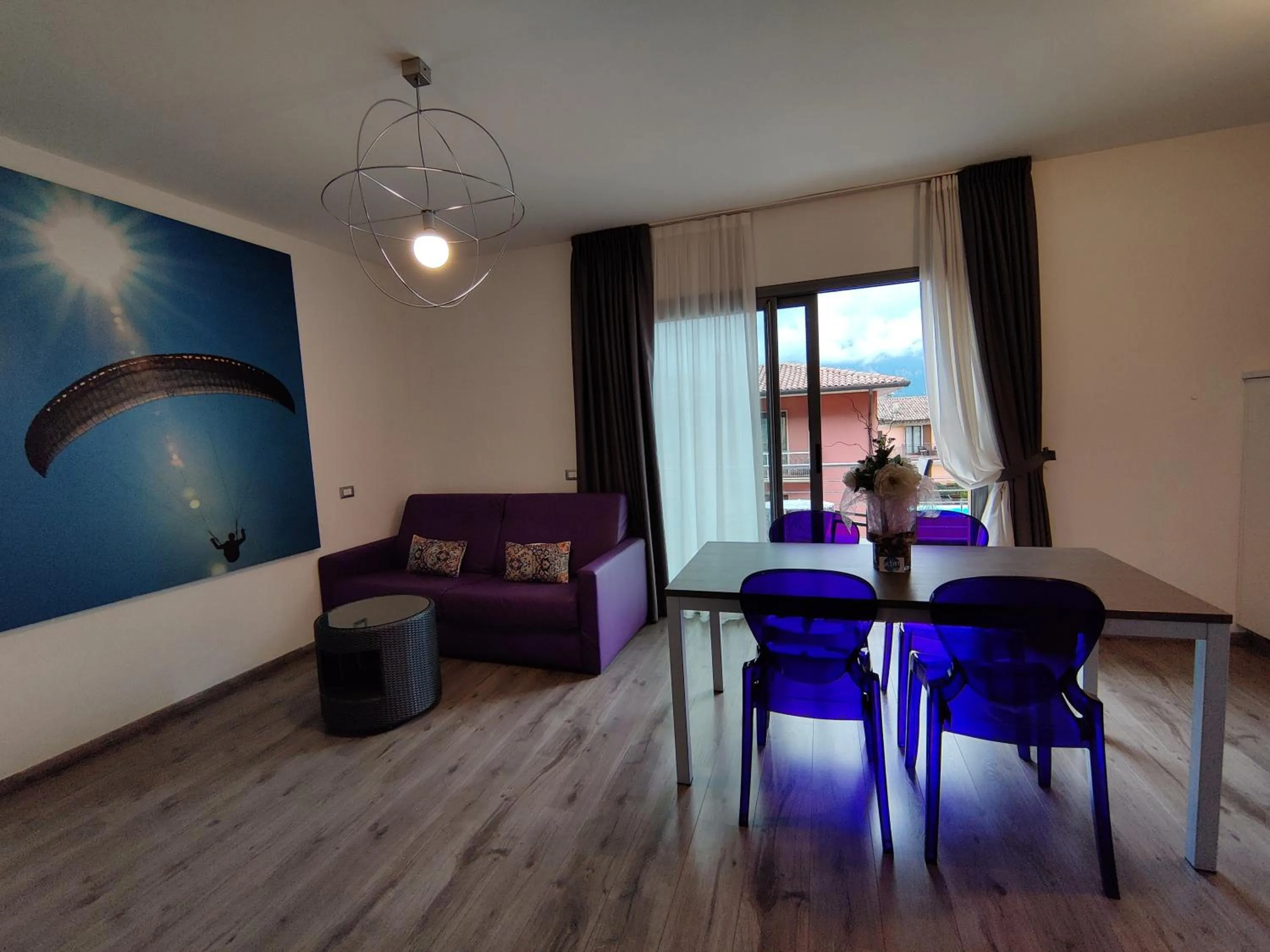 Seating area in Gardesana Active Apartments