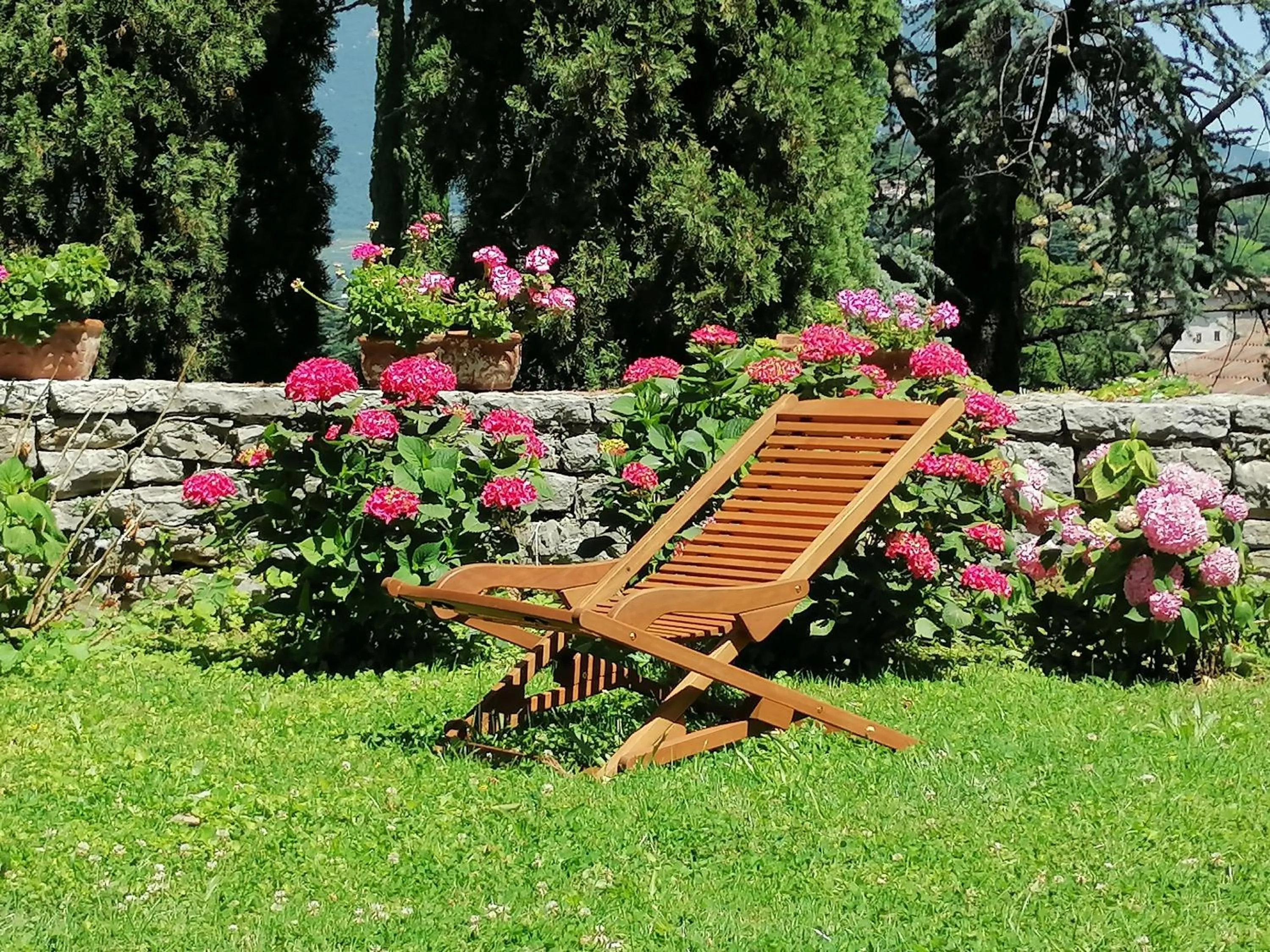 Property building in DOLCE DORMIRE