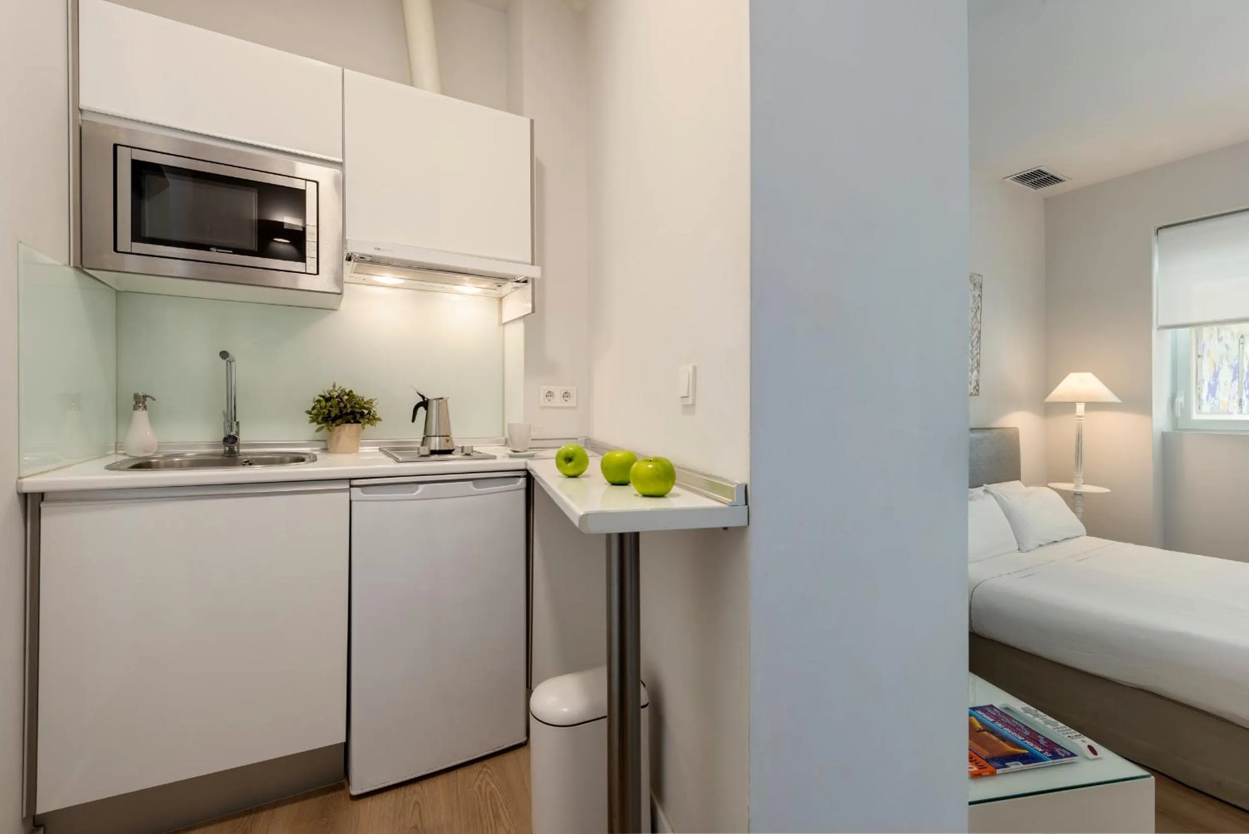 Bed in Suites Sevilla Plaza