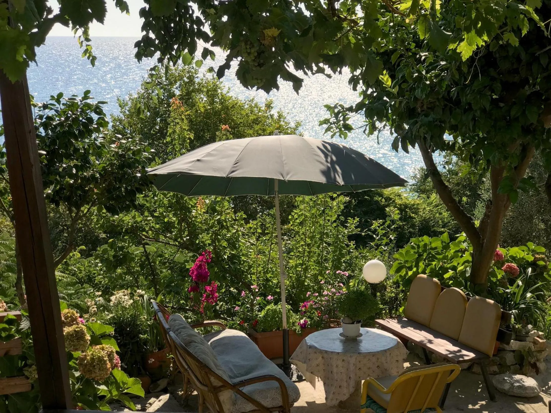 Patio in Appartments Zoe