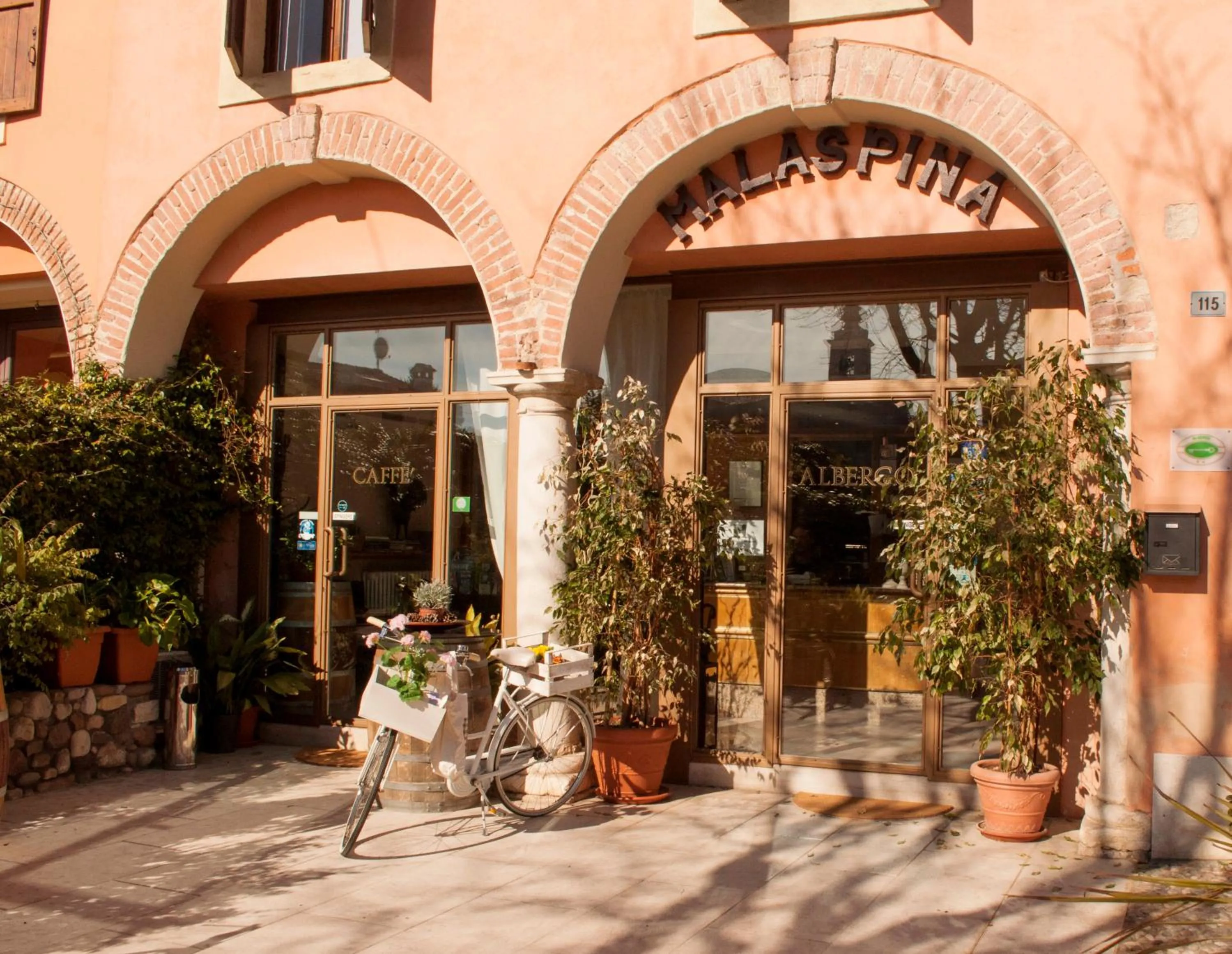 Facade/entrance in Boutique Hotel Corte Malaspina
