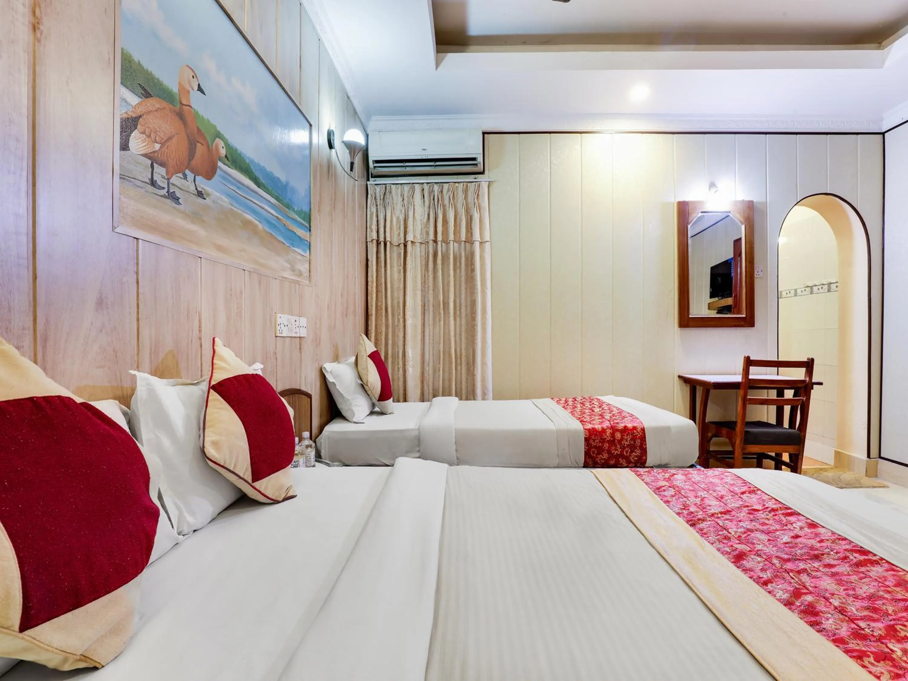 Bedroom, Bed in Hotel Wildlife Camp