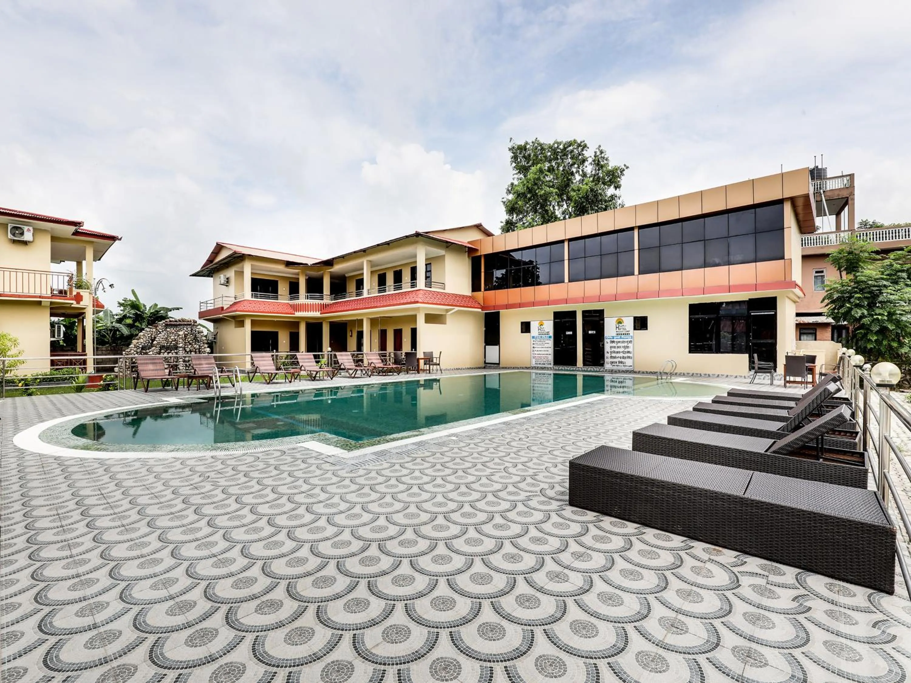 Property building in Hotel Wildlife Camp