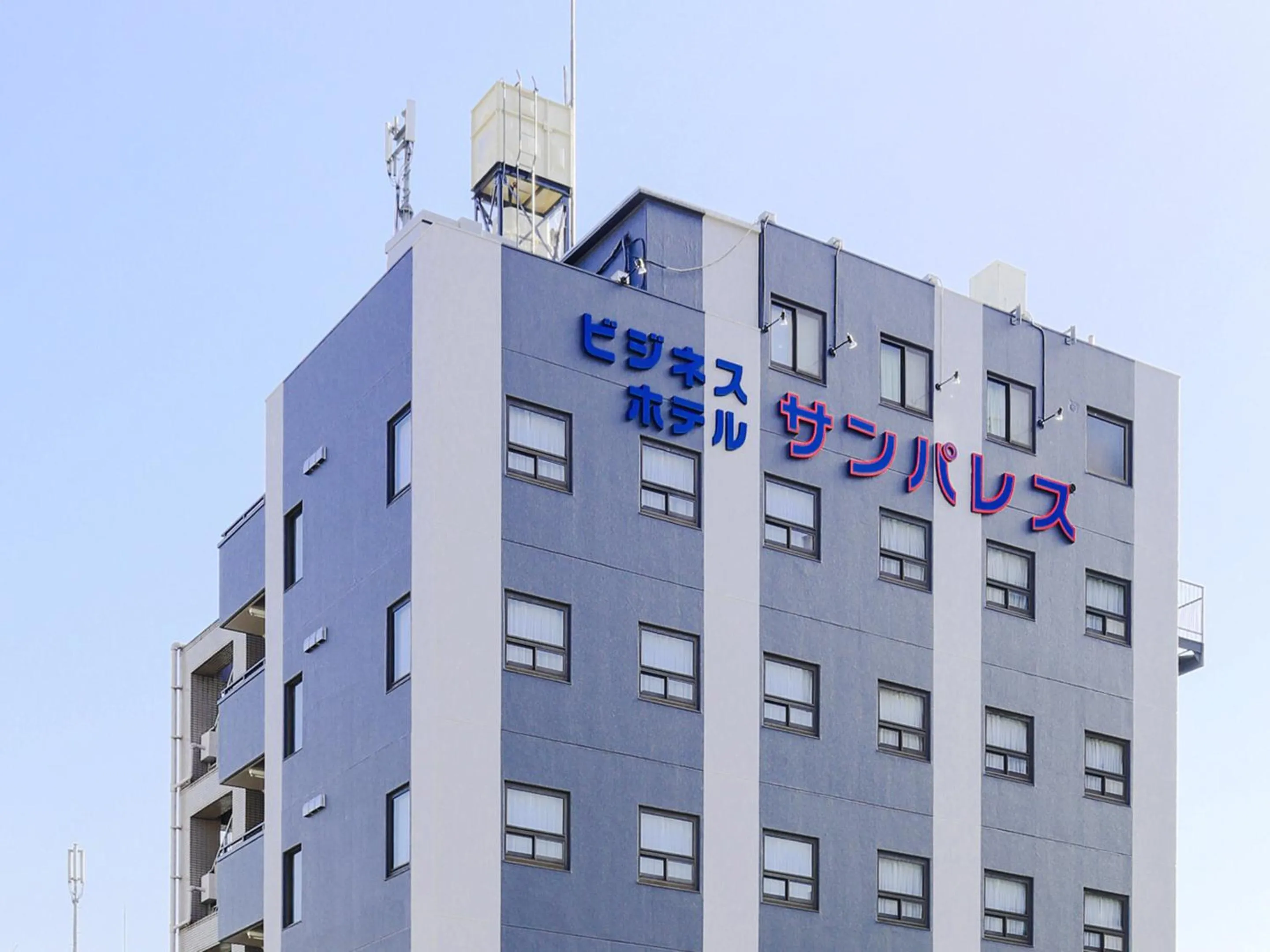 Property building in Business Hotel Sunpalace