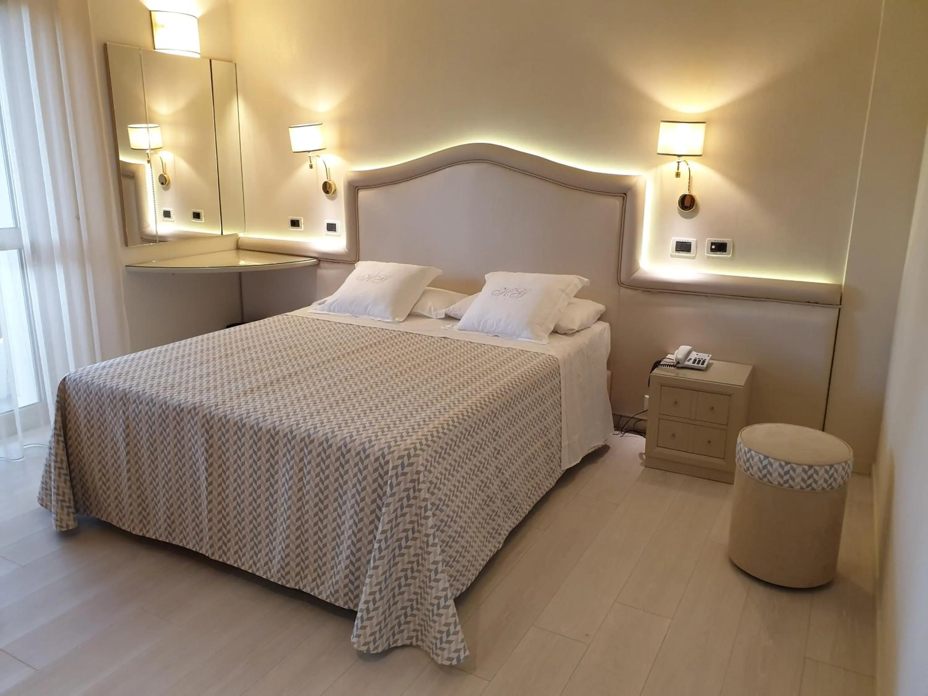 Bedroom in Hotel Globus