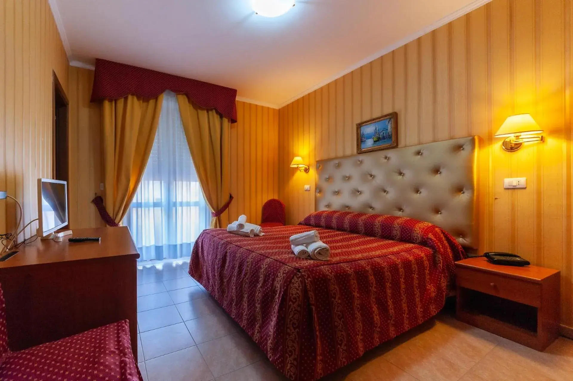 Standard Double Room with Balcony - single occupancy in Loriana Park Hotel Sul Lago Standard Double Room with Balcony - single occupancy in Loriana Park Hotel Sul Lago