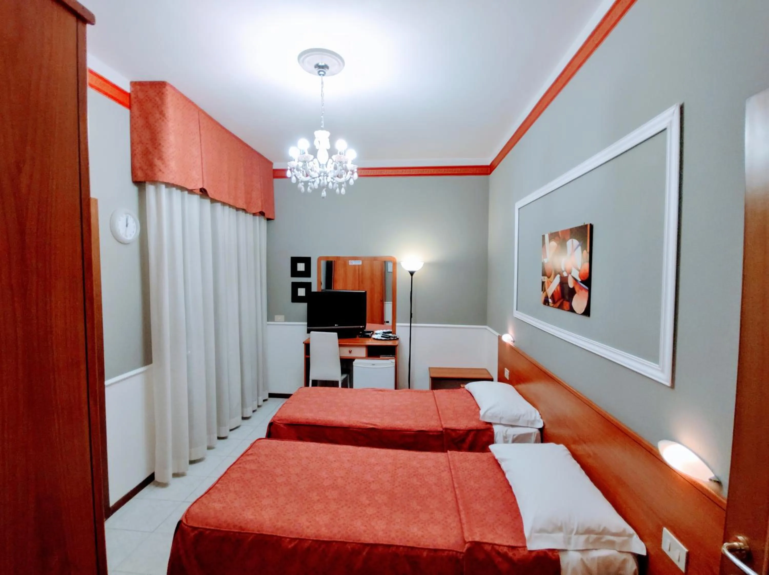 Bed in Hotel Minerva