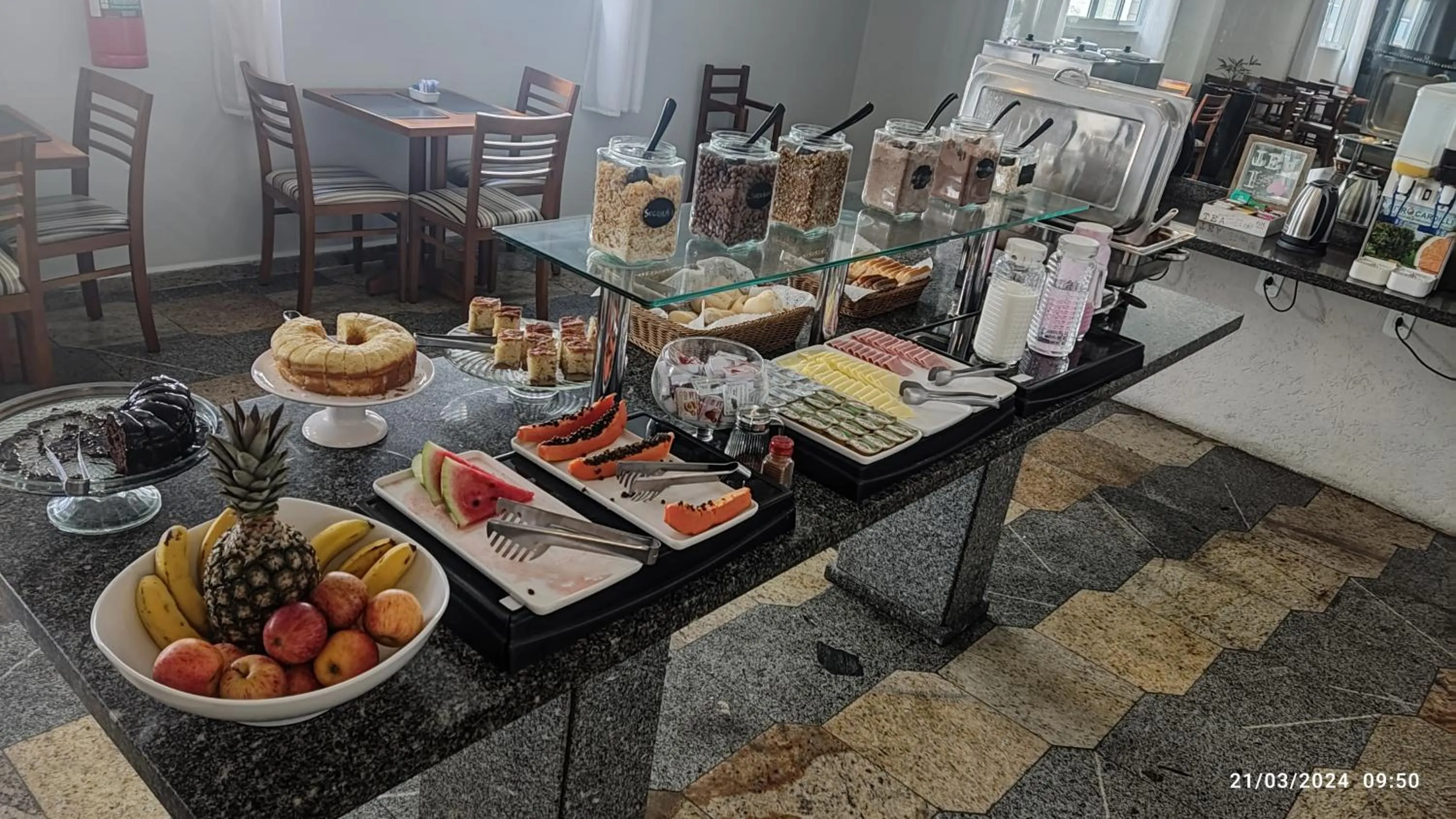 Breakfast in Hotel Imperador