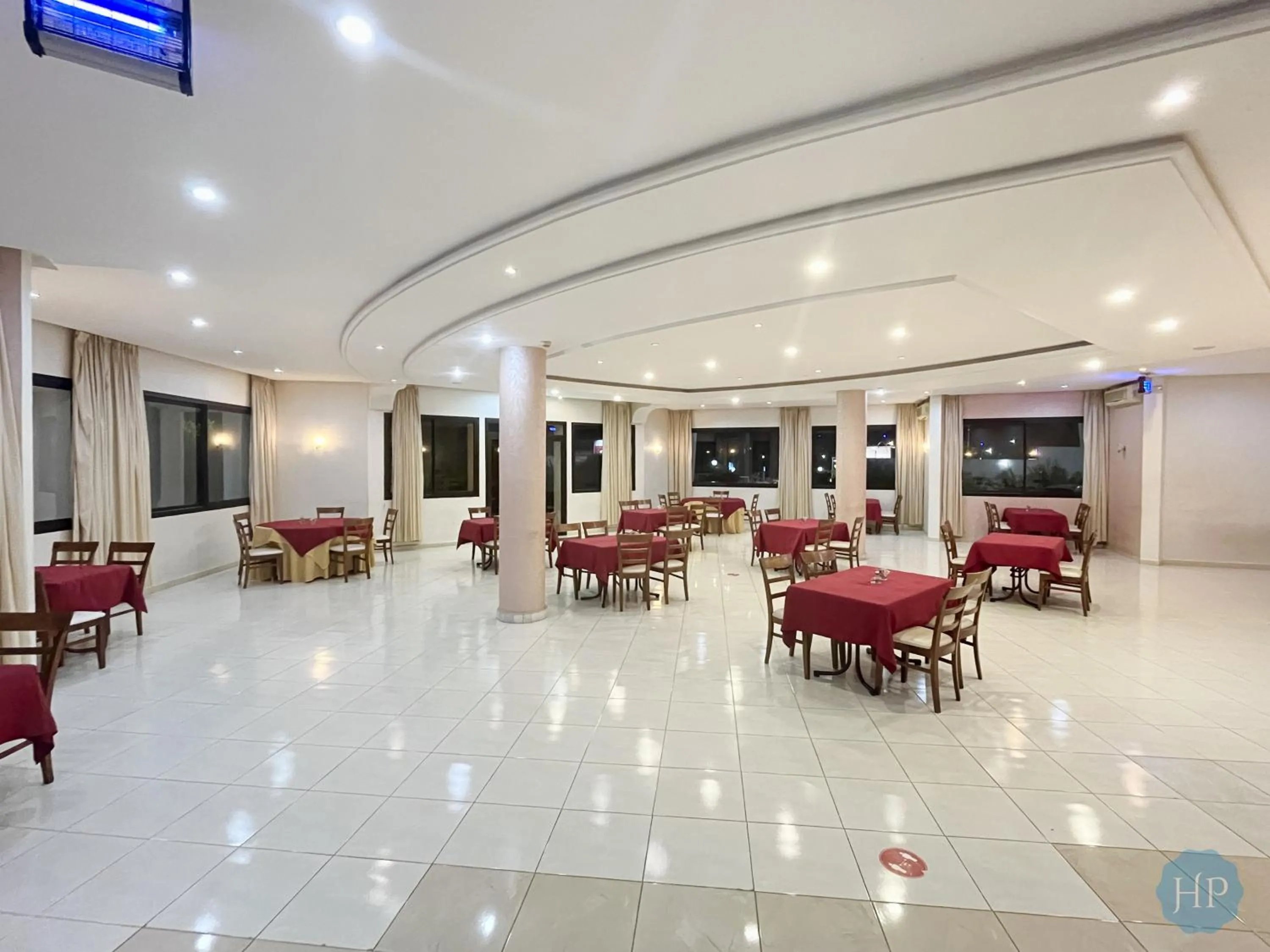 Restaurant/places to eat in Hôtel Plaisance