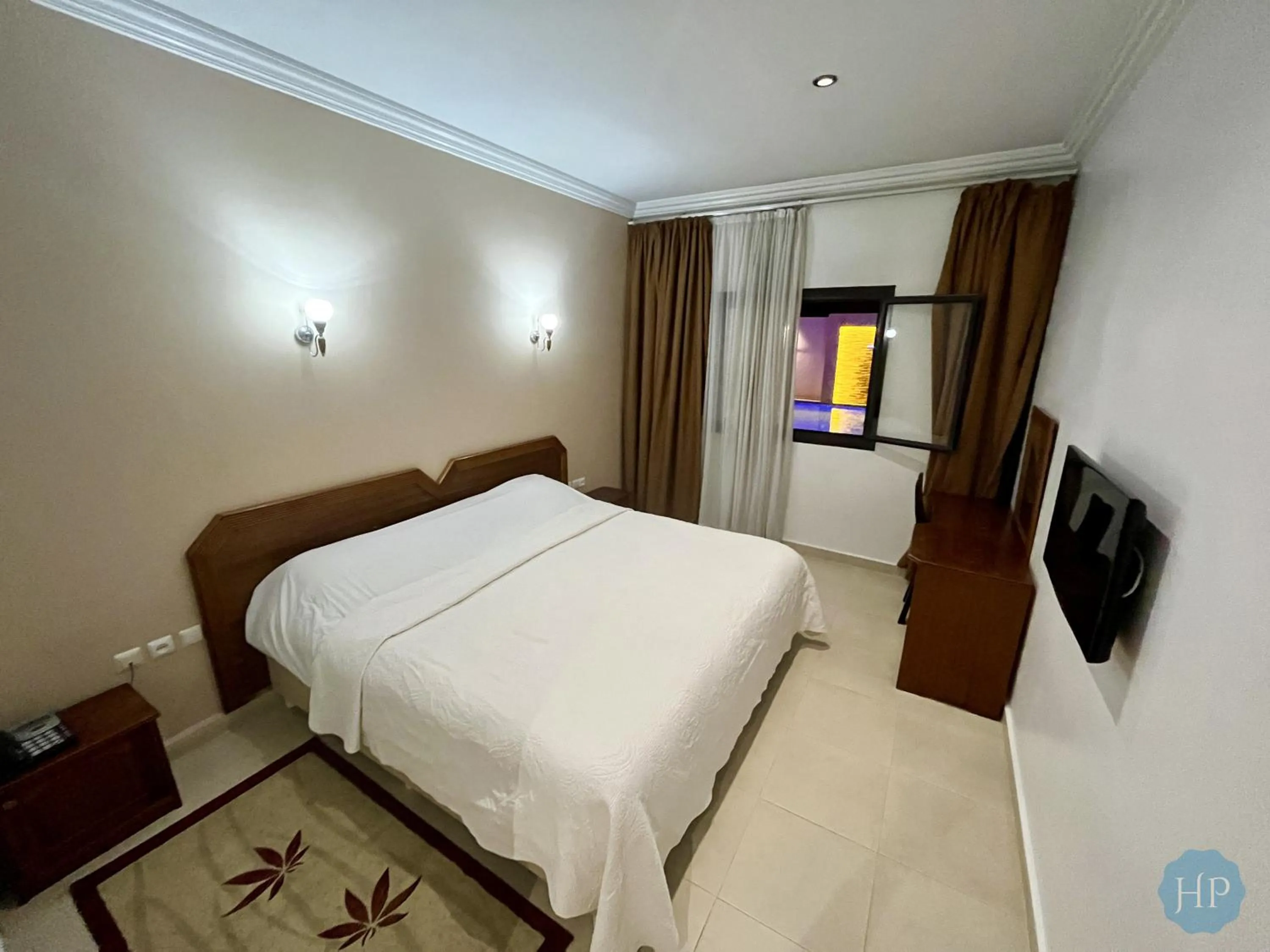 Photo of the whole room, Bed in Hôtel Plaisance