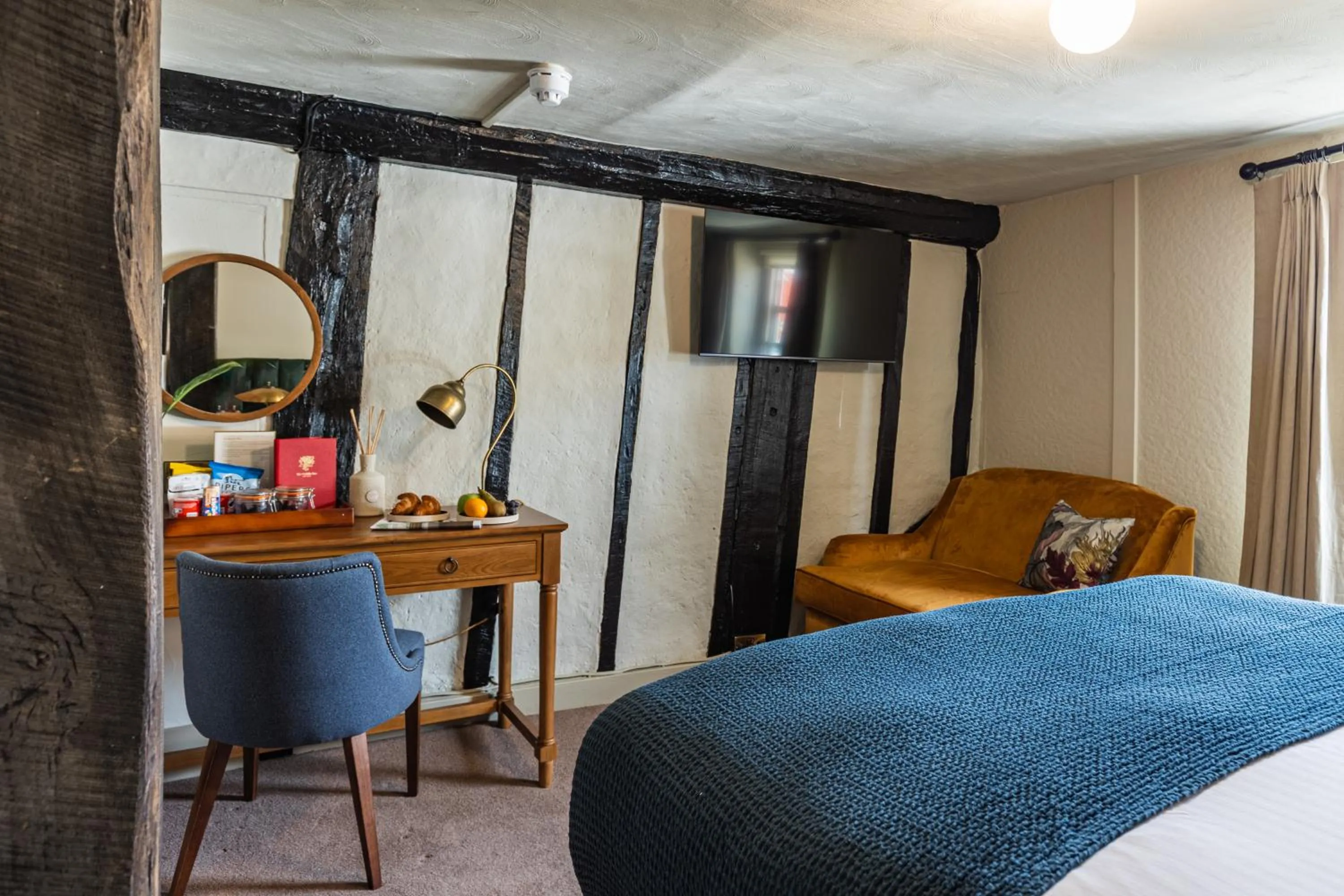 Bedroom, Bed in The Griffin Inn